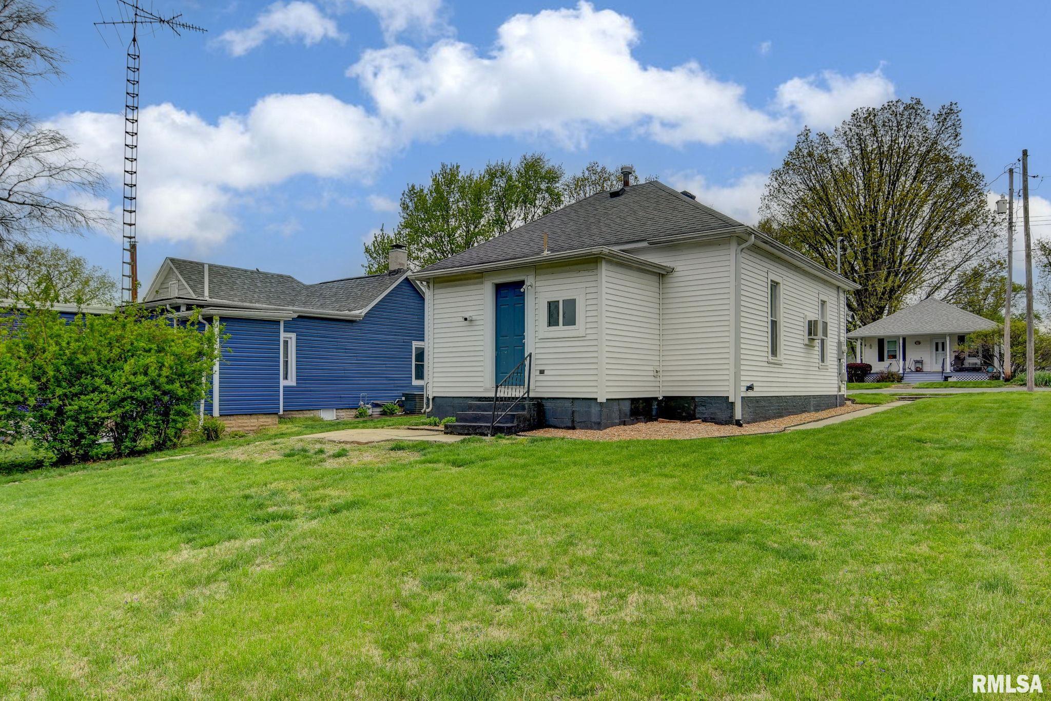 212 W SPRINGER Street