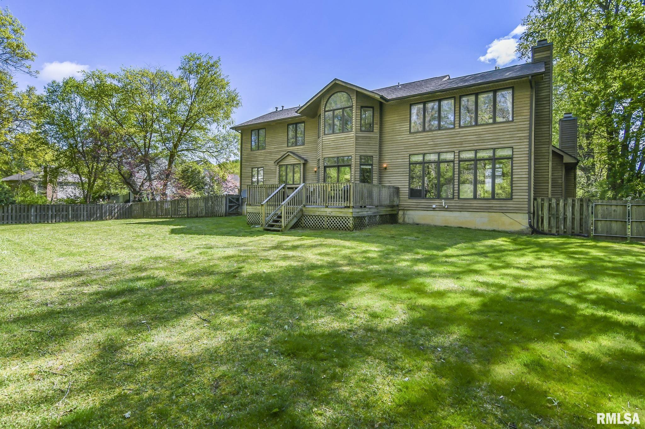 801 FAIRFAX Court