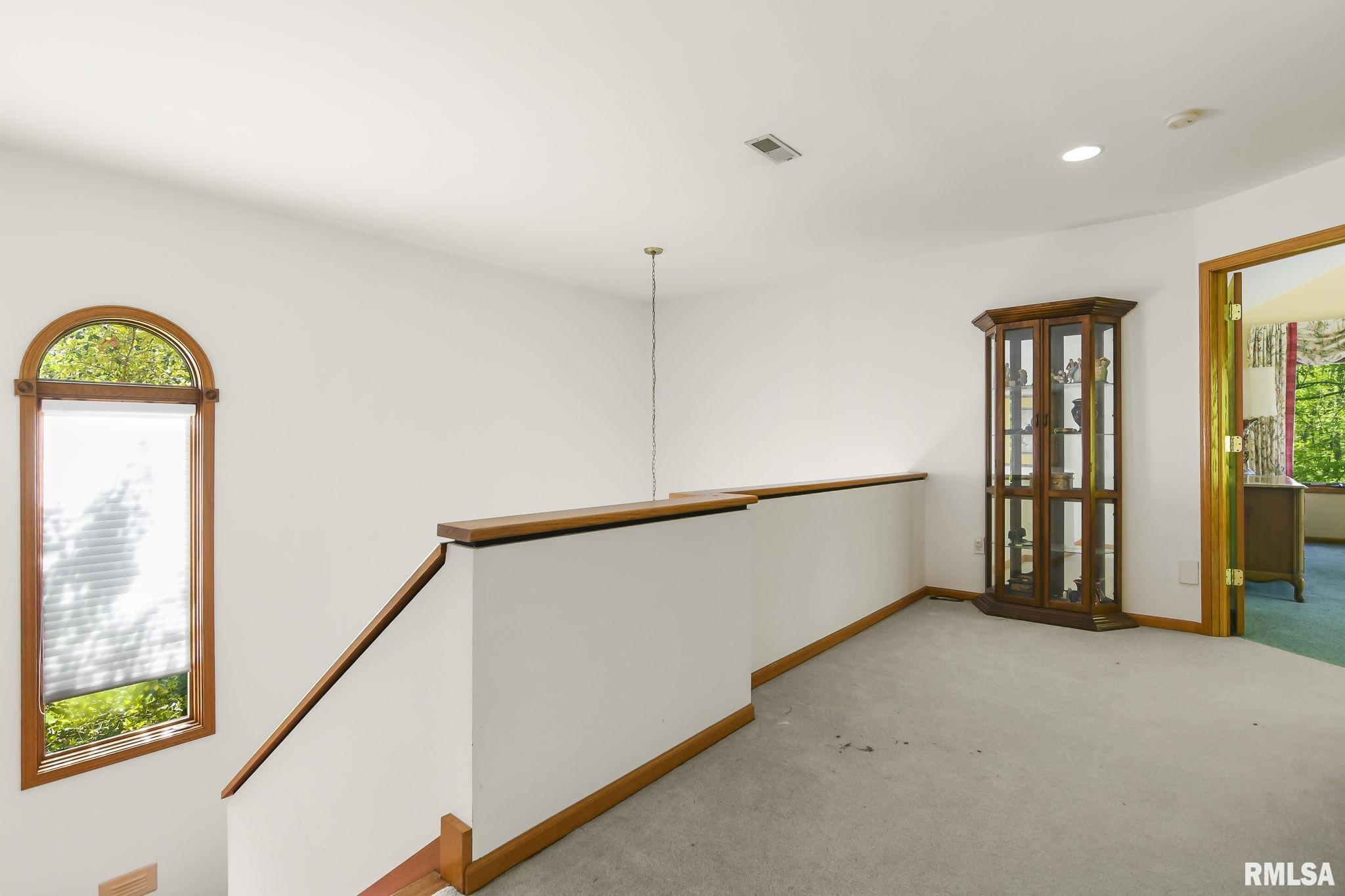801 FAIRFAX Court