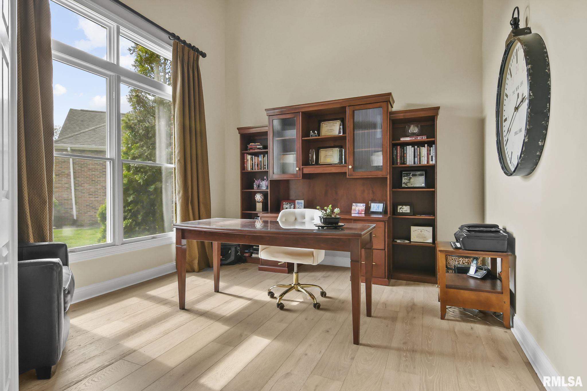 4301 Turtle Bay