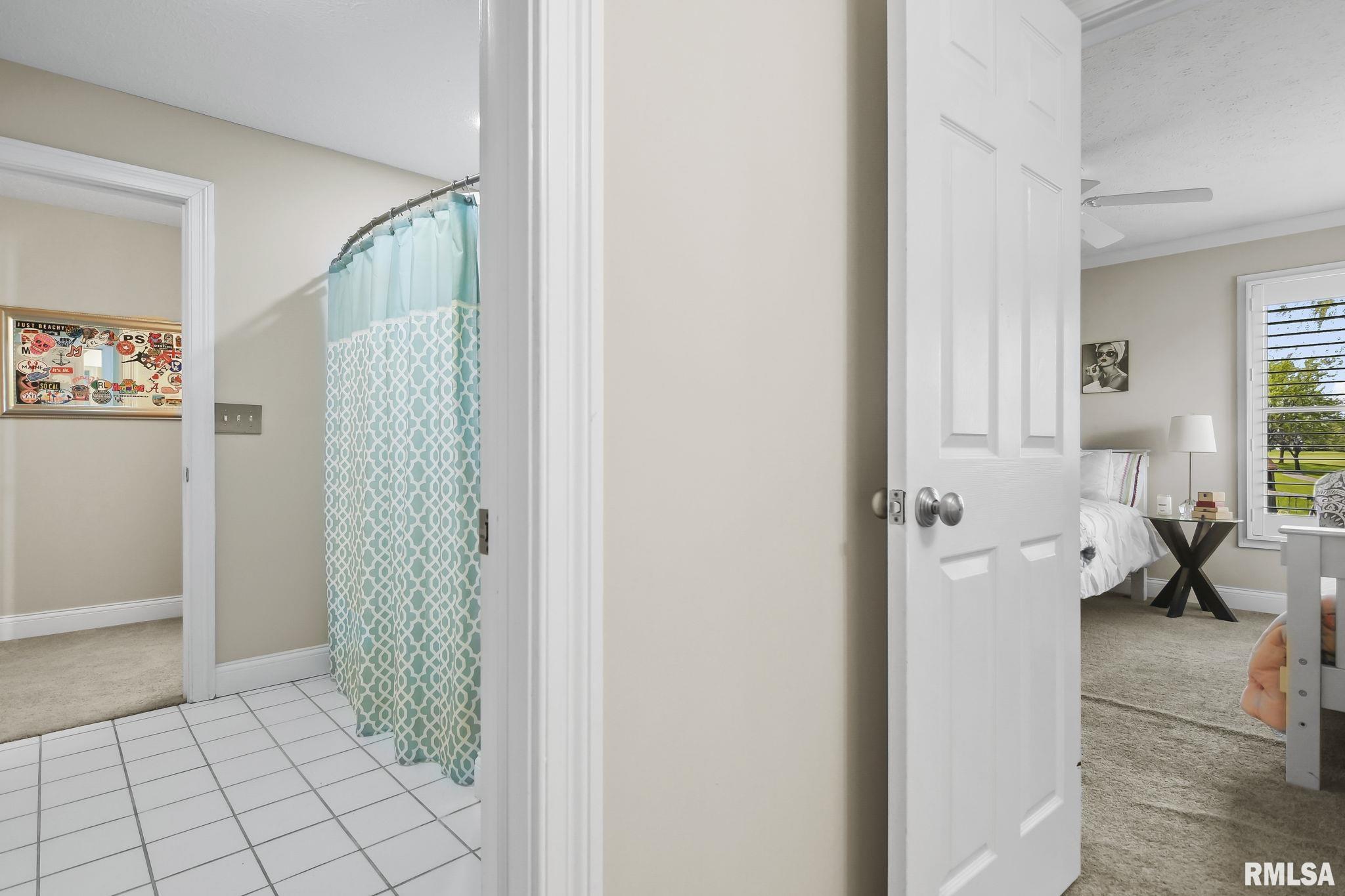 4301 Turtle Bay