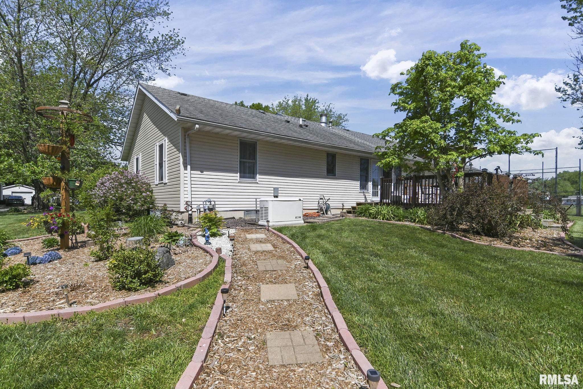 418 HENRIETTA Street