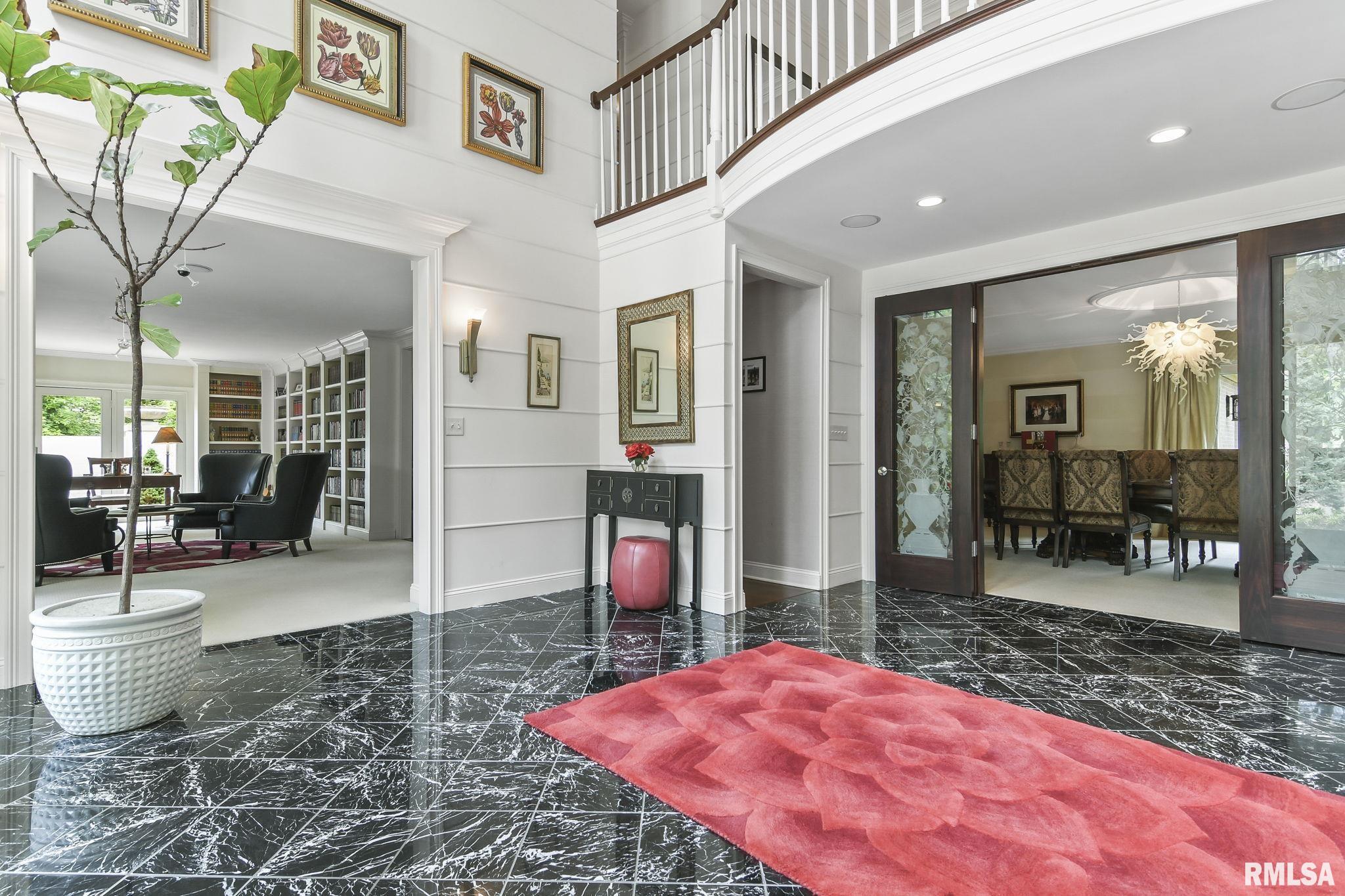 2100 S ILLINI Road