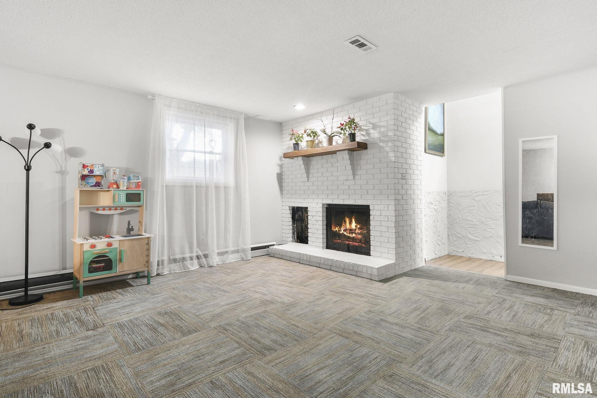 520 Vanderbilt Drive