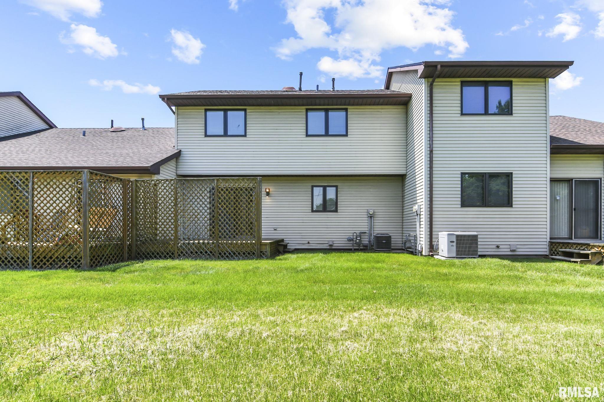520 N SPRINGFIELD