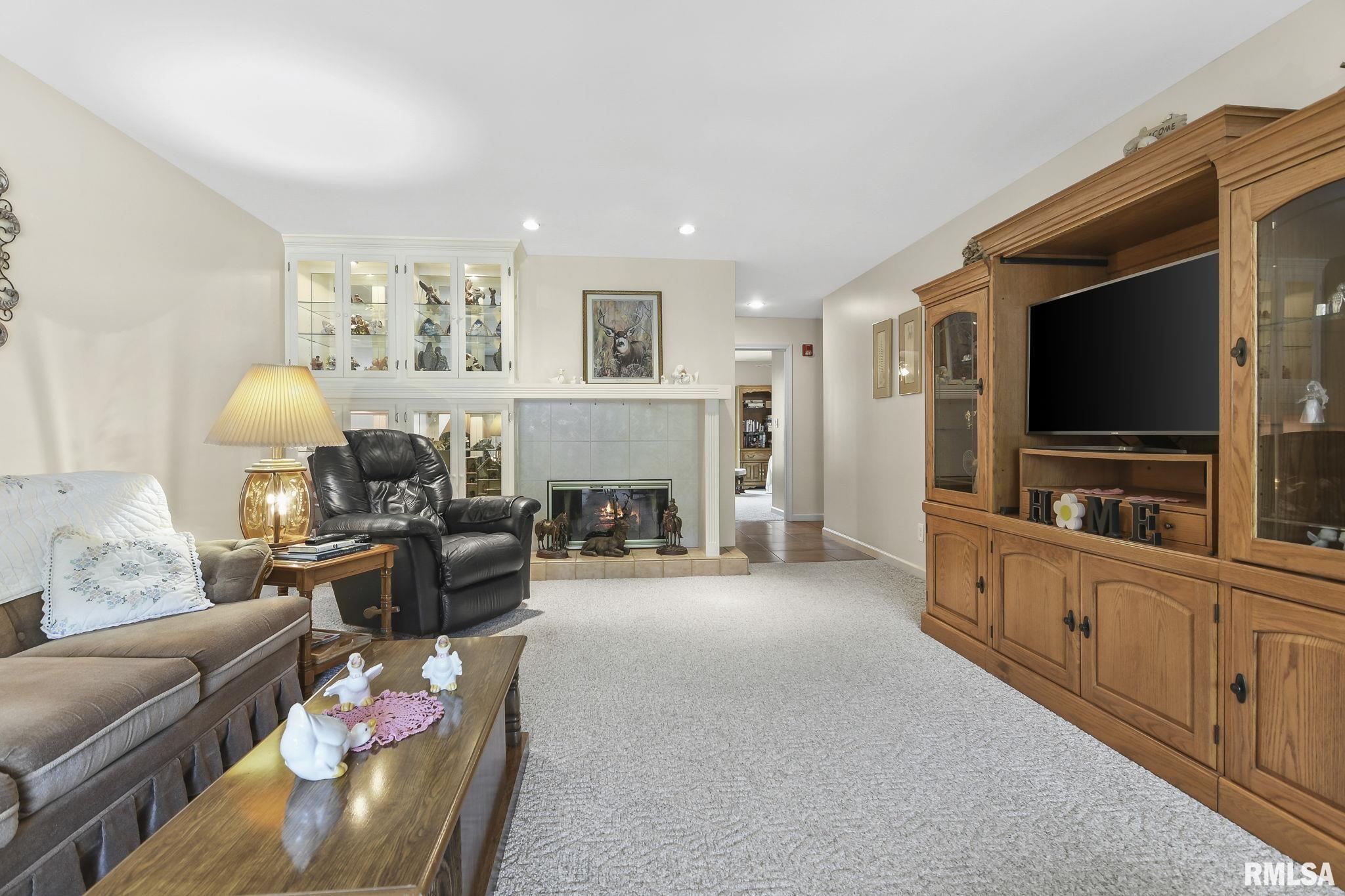 1212 W South Grand Avenue Unit: 225