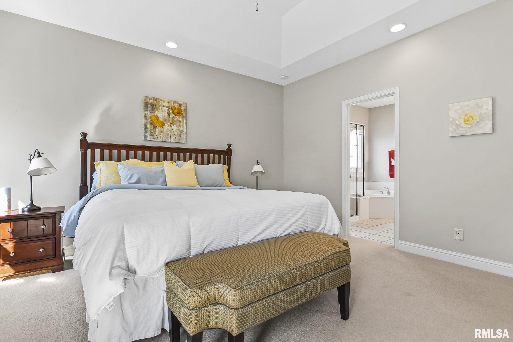 231 SANDSTONE Drive