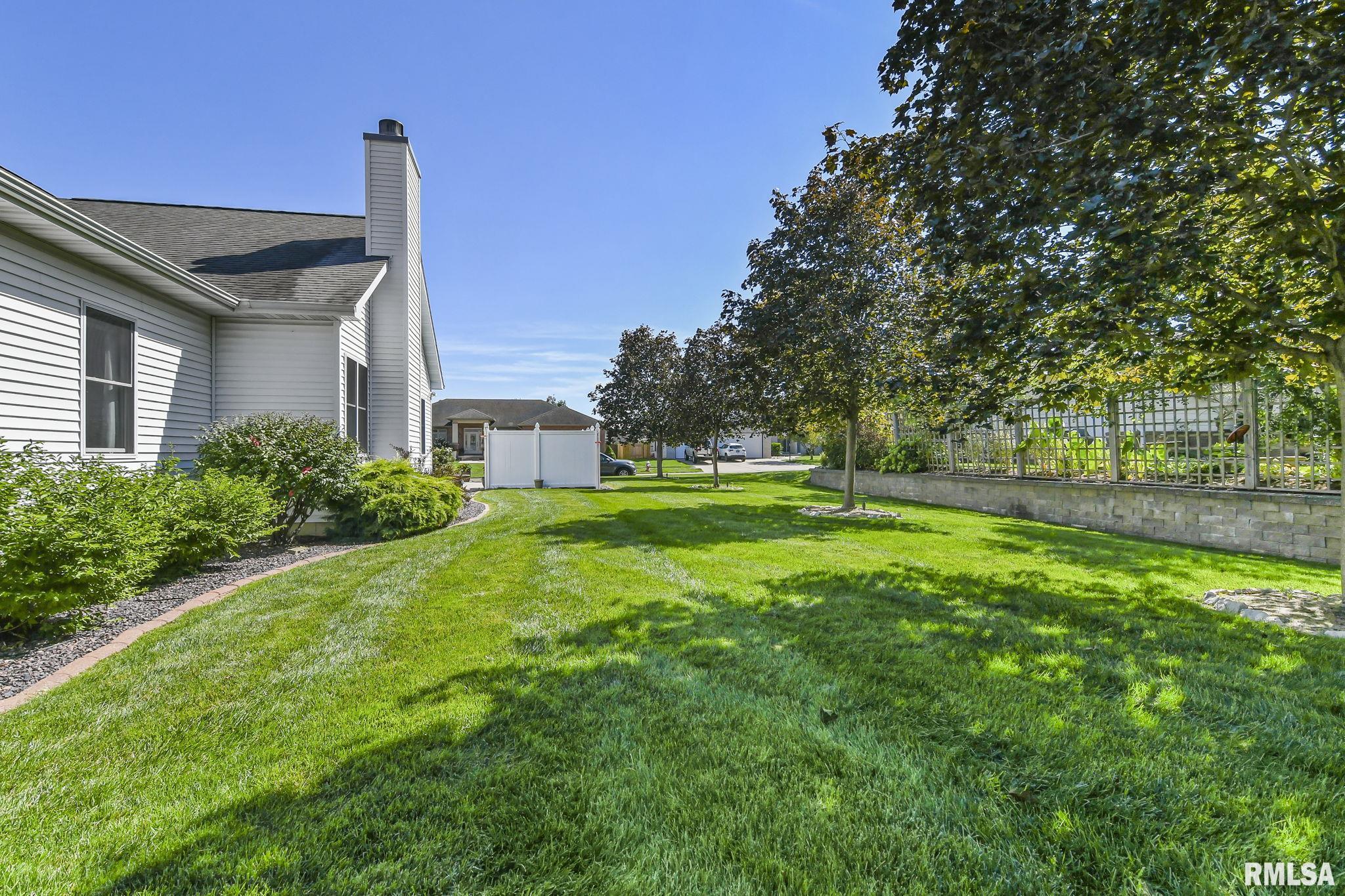 231 SANDSTONE Drive