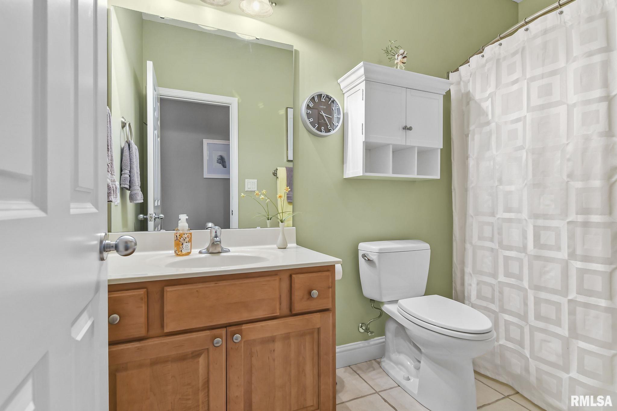 231 SANDSTONE Drive