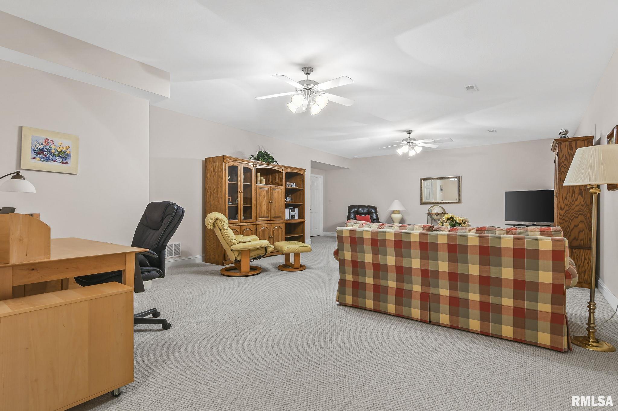 231 SANDSTONE Drive