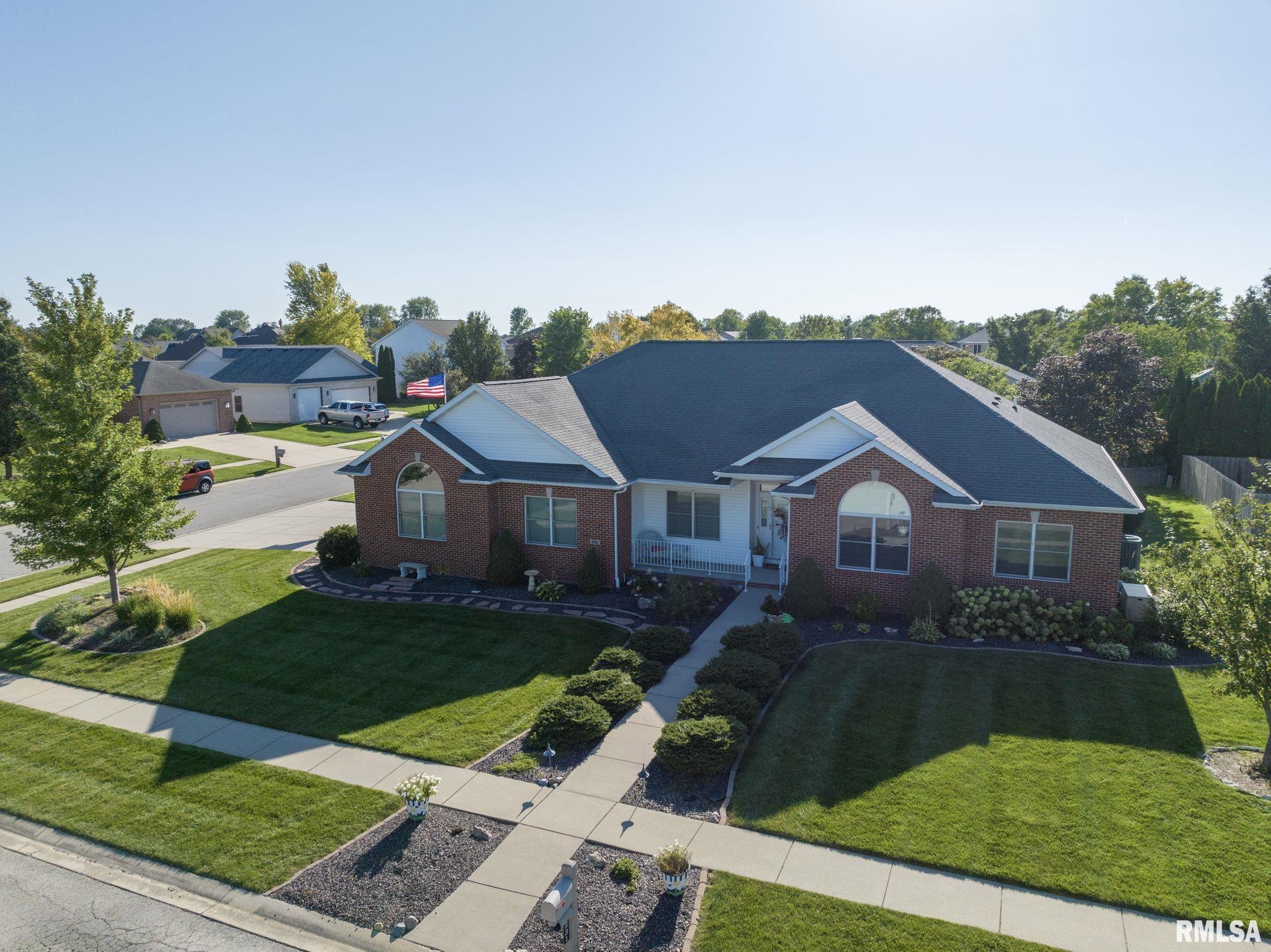 231 SANDSTONE Drive