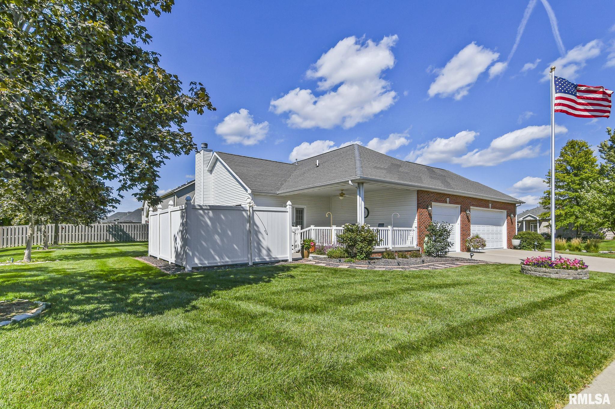 231 SANDSTONE Drive