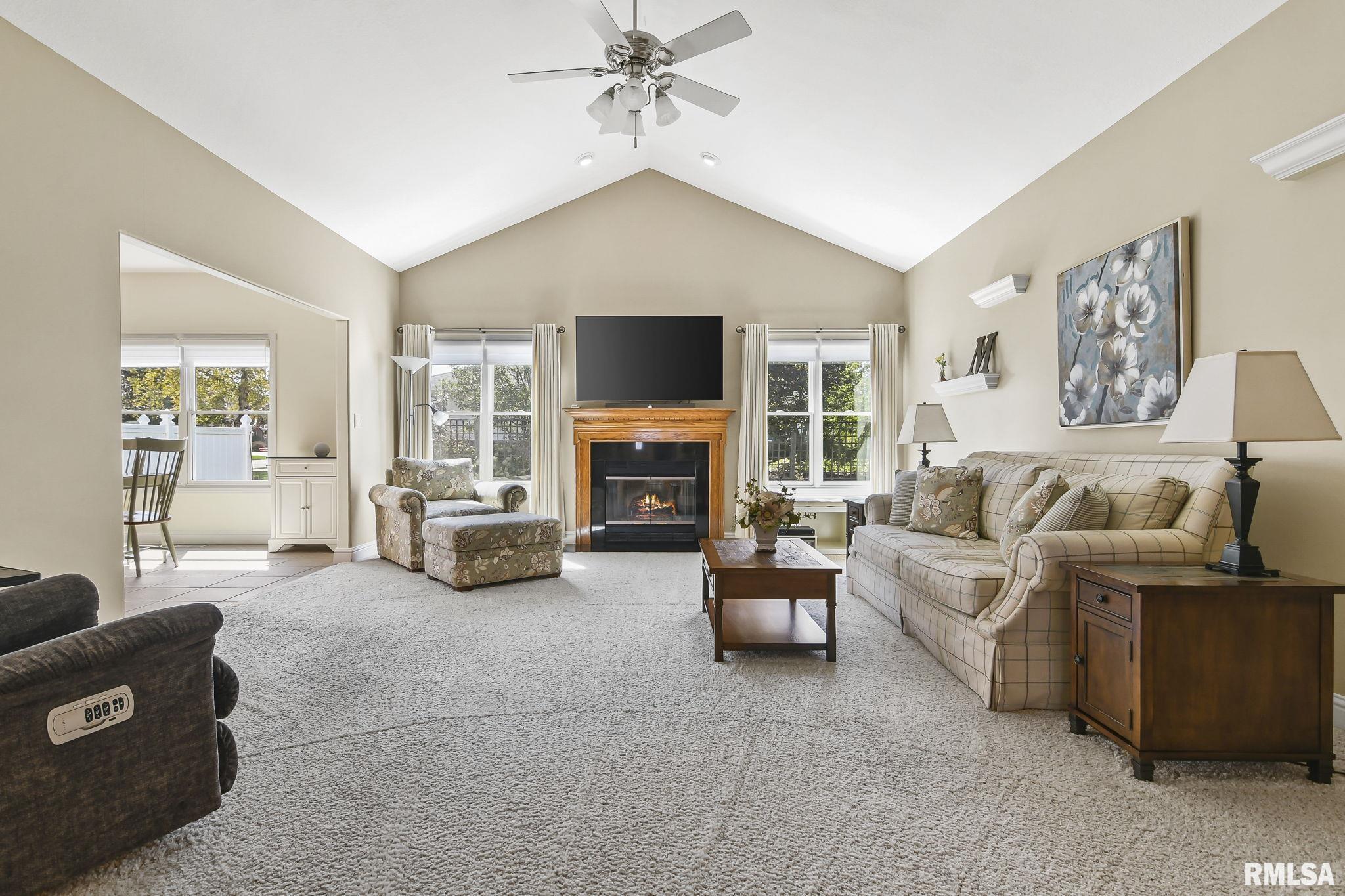 231 SANDSTONE Drive
