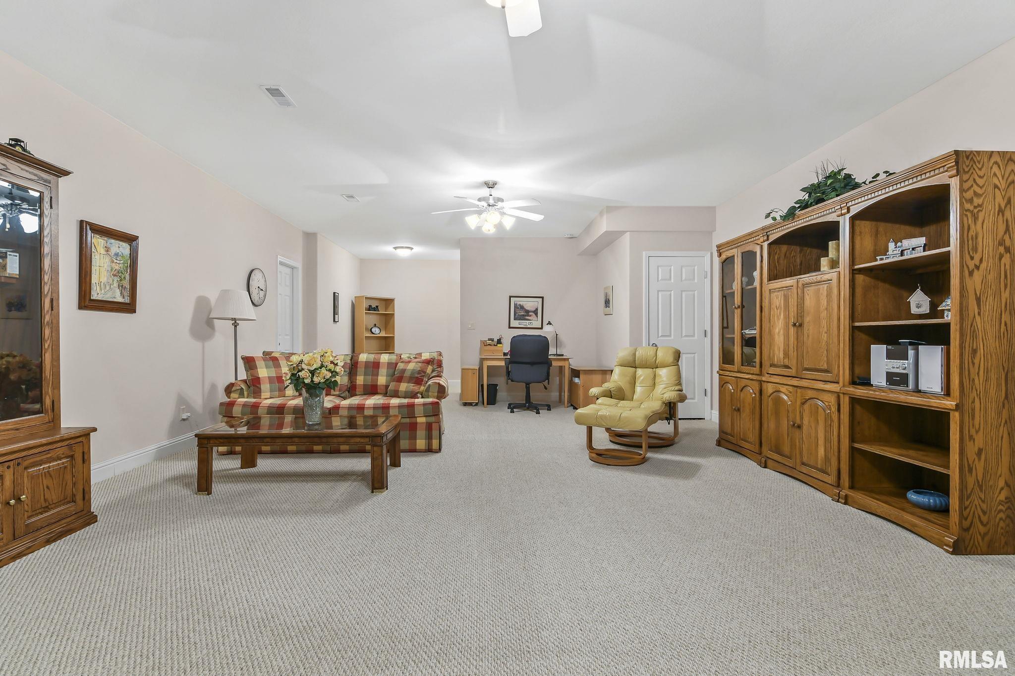 231 SANDSTONE Drive