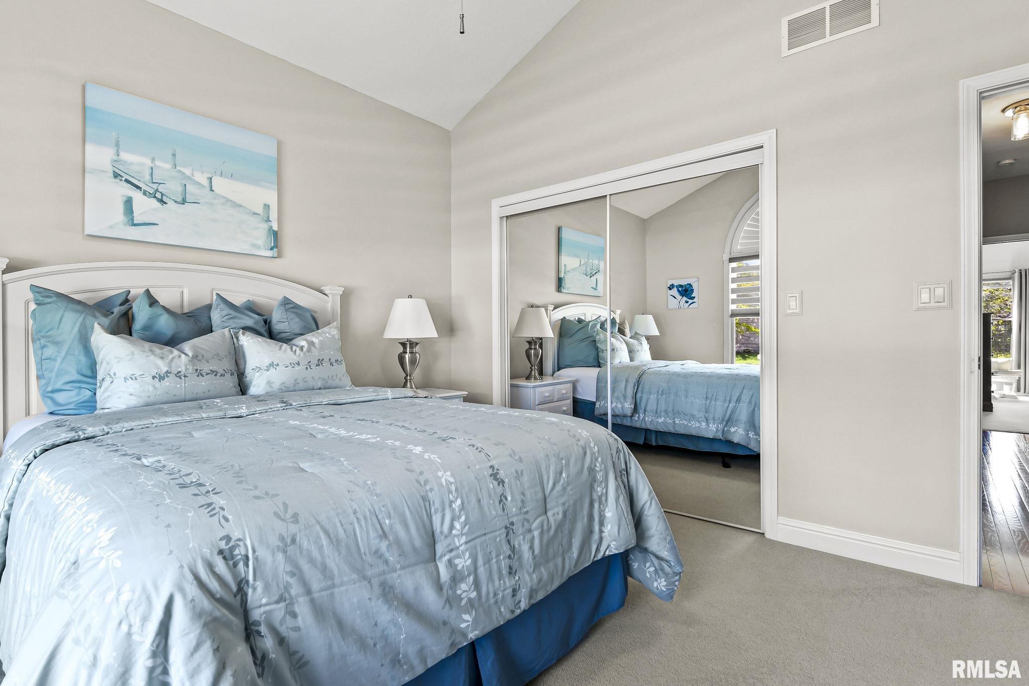 231 SANDSTONE Drive