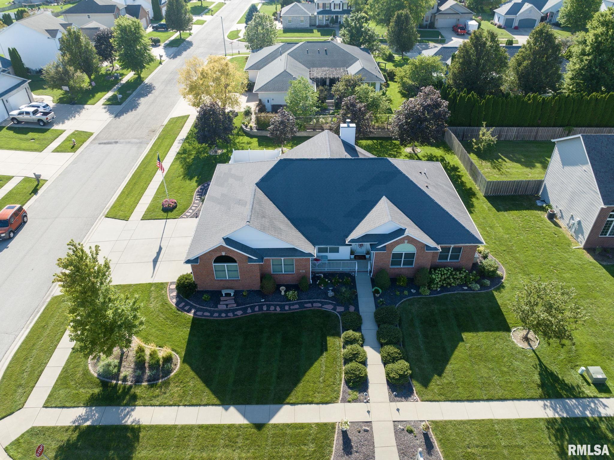 231 SANDSTONE Drive