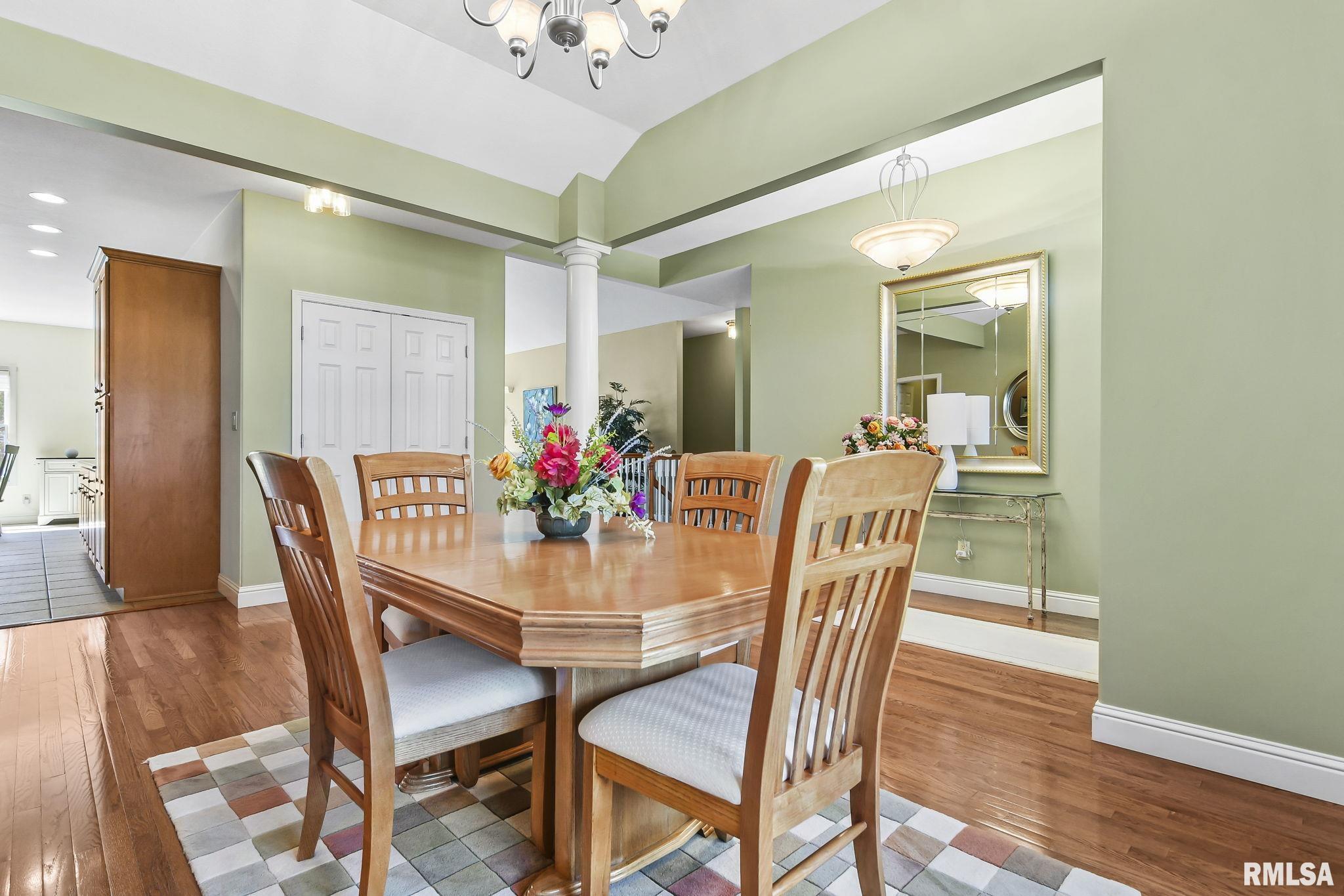 231 SANDSTONE Drive