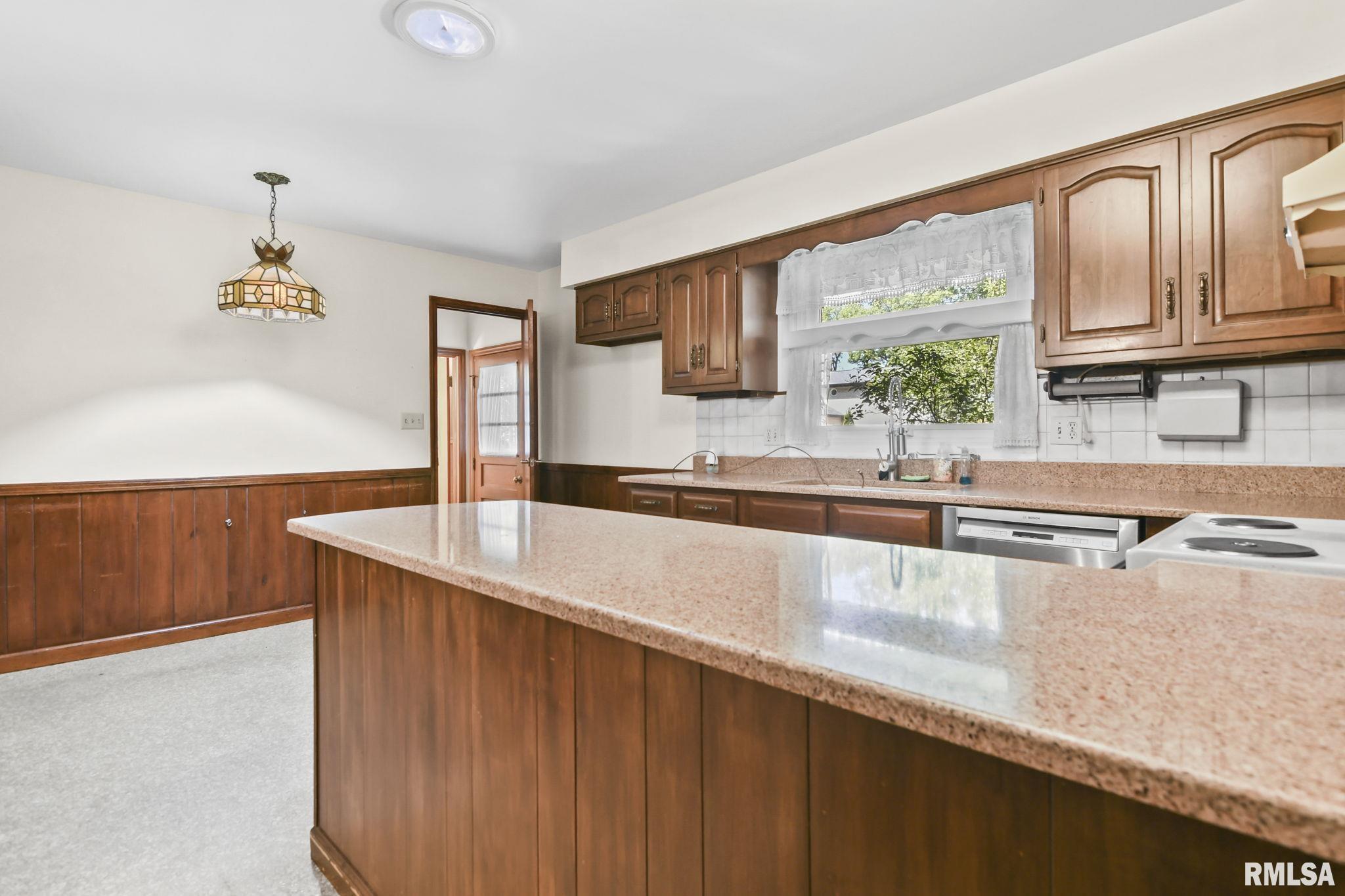 61 White Birch Road