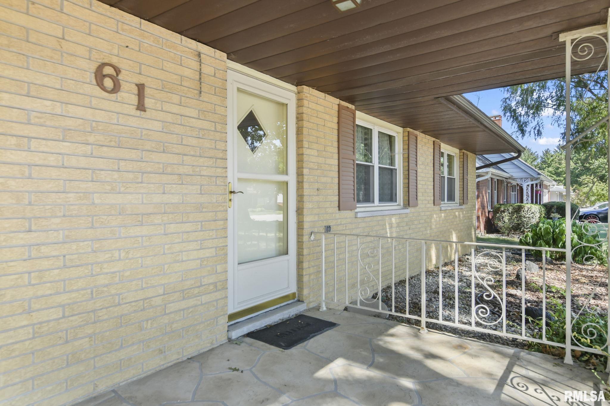 61 White Birch Road