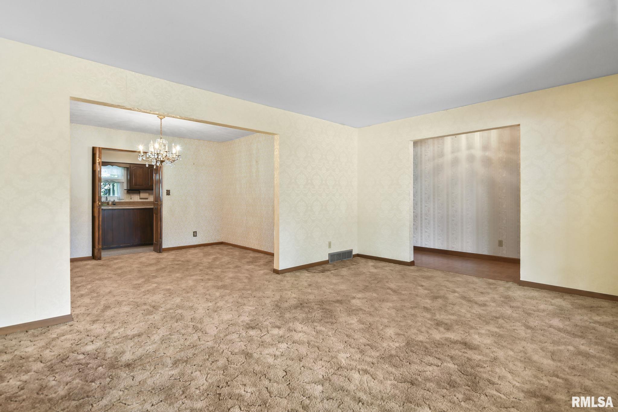 61 White Birch Road