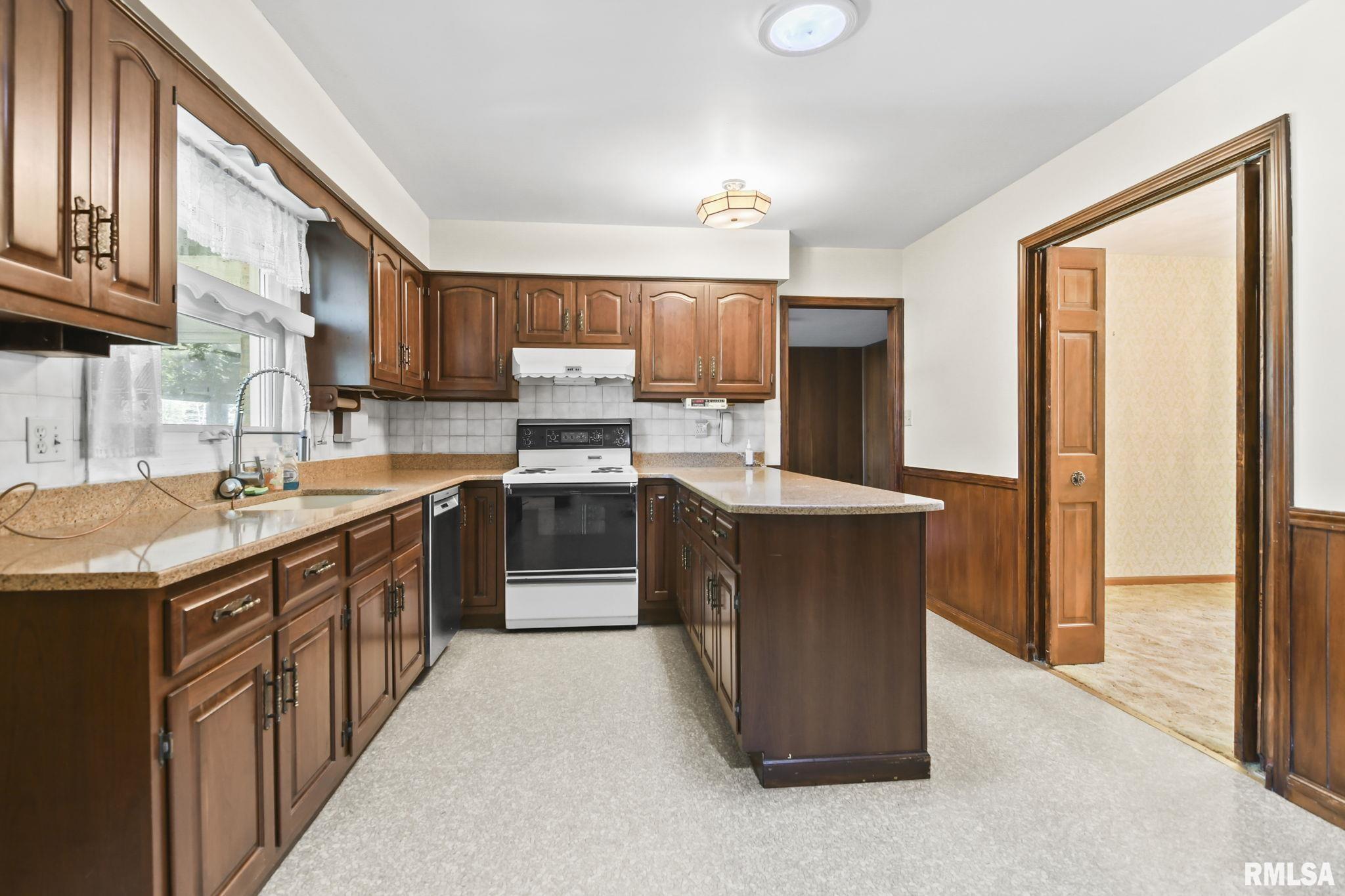 61 White Birch Road