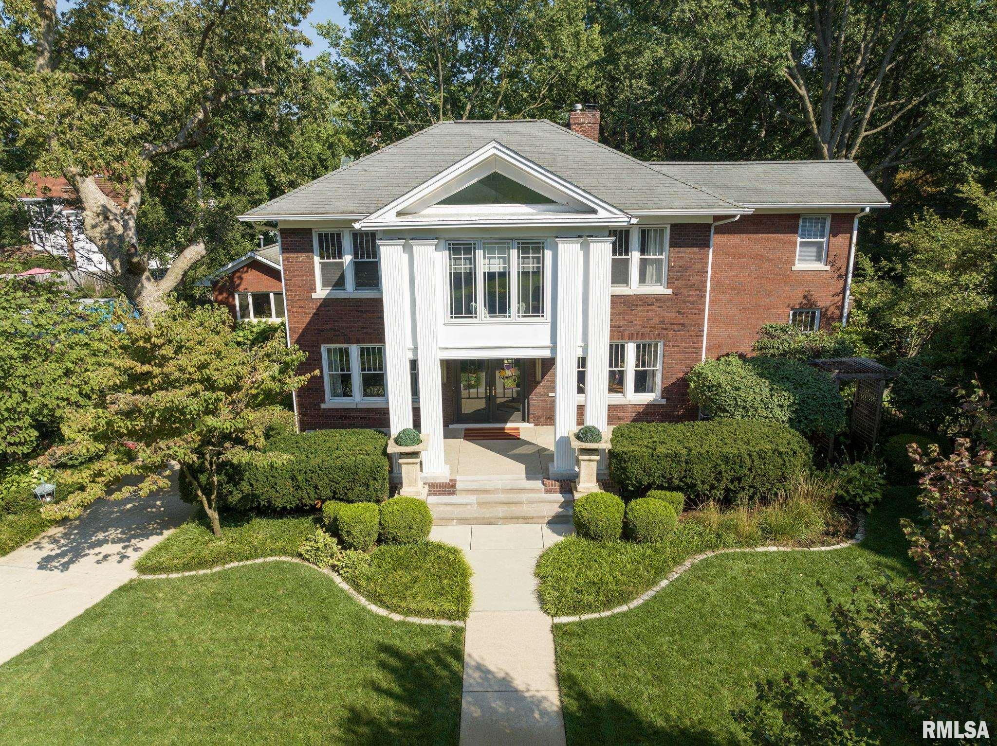 1037 WOODLAND Avenue