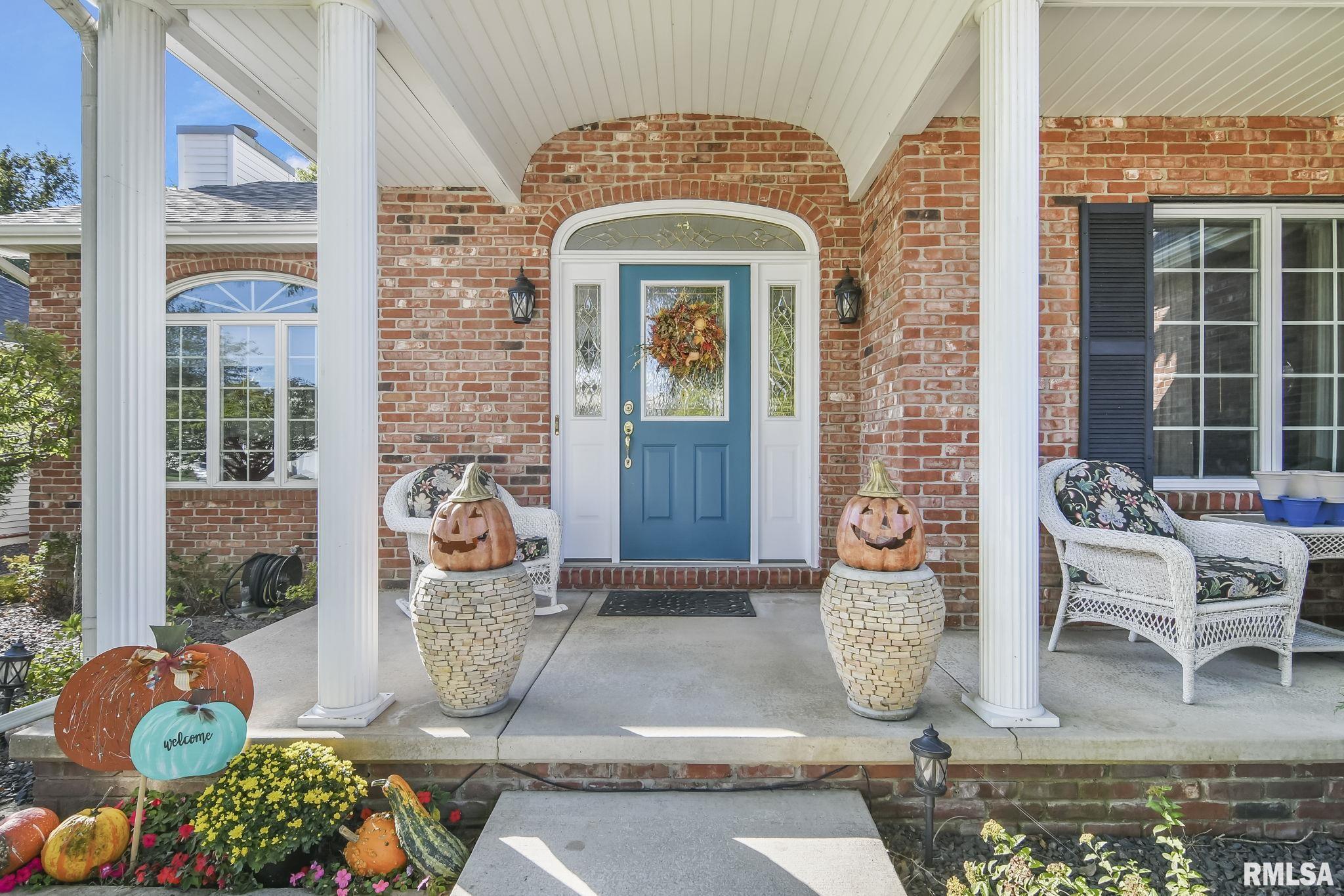 1116 Post Road