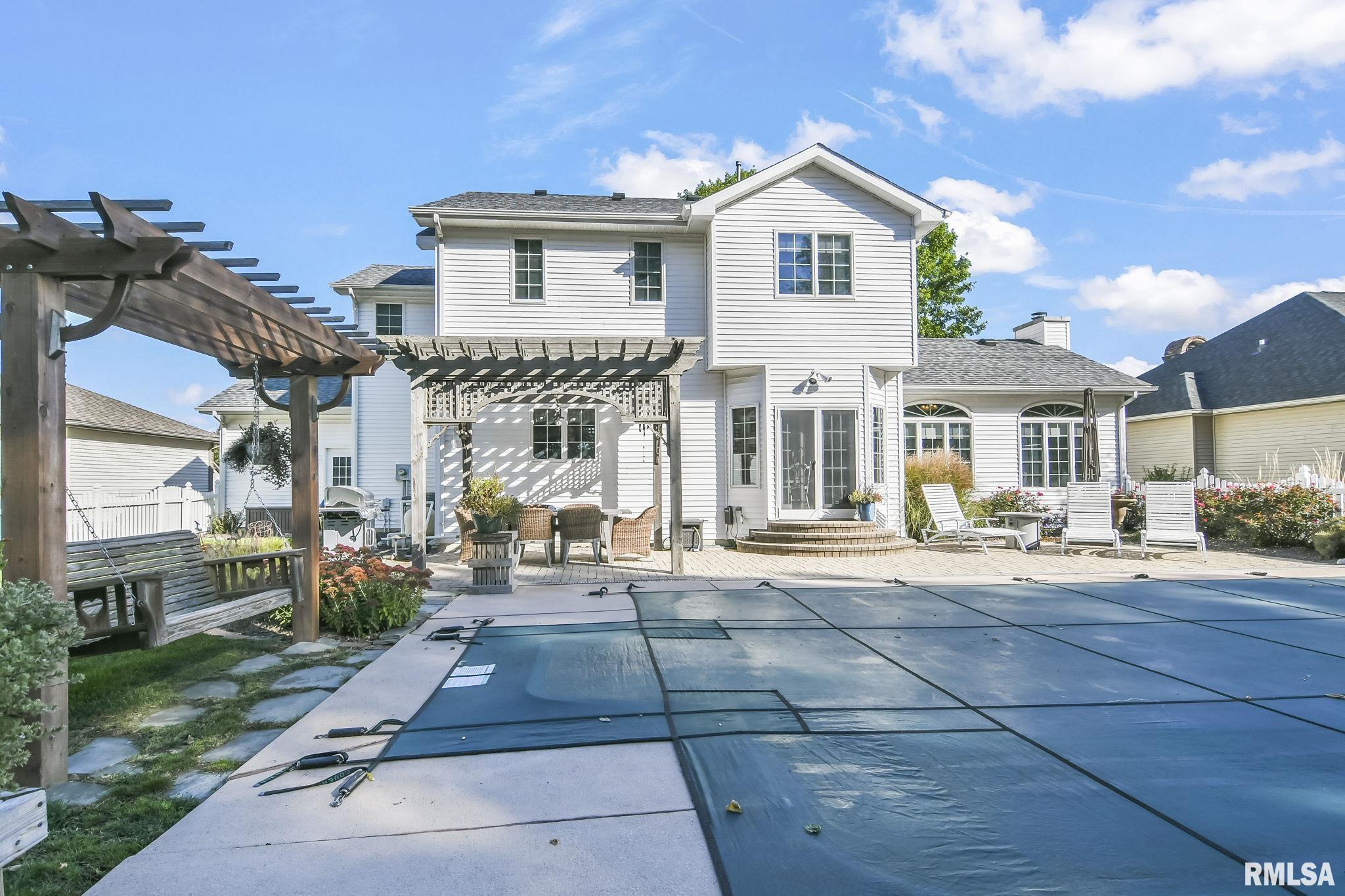 1116 Post Road