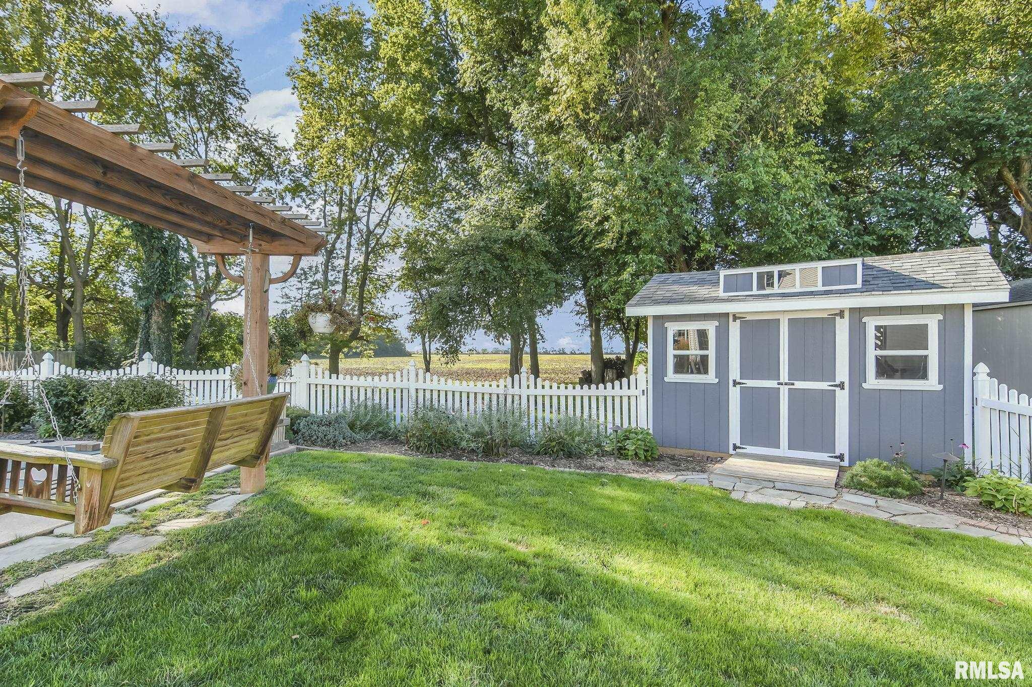 1116 Post Road