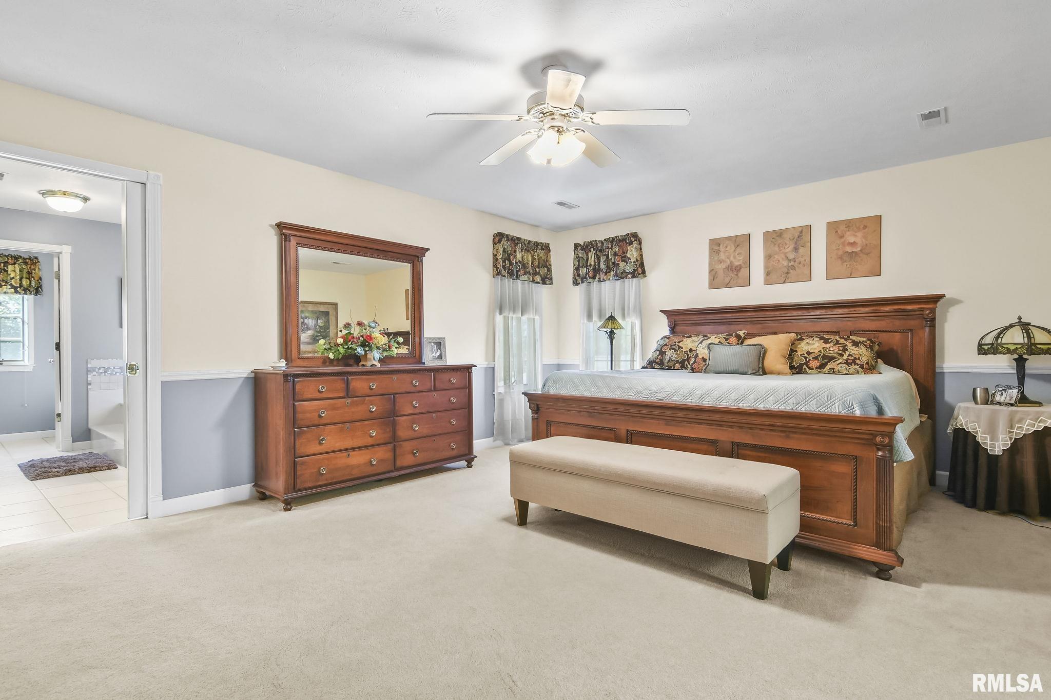 1116 Post Road