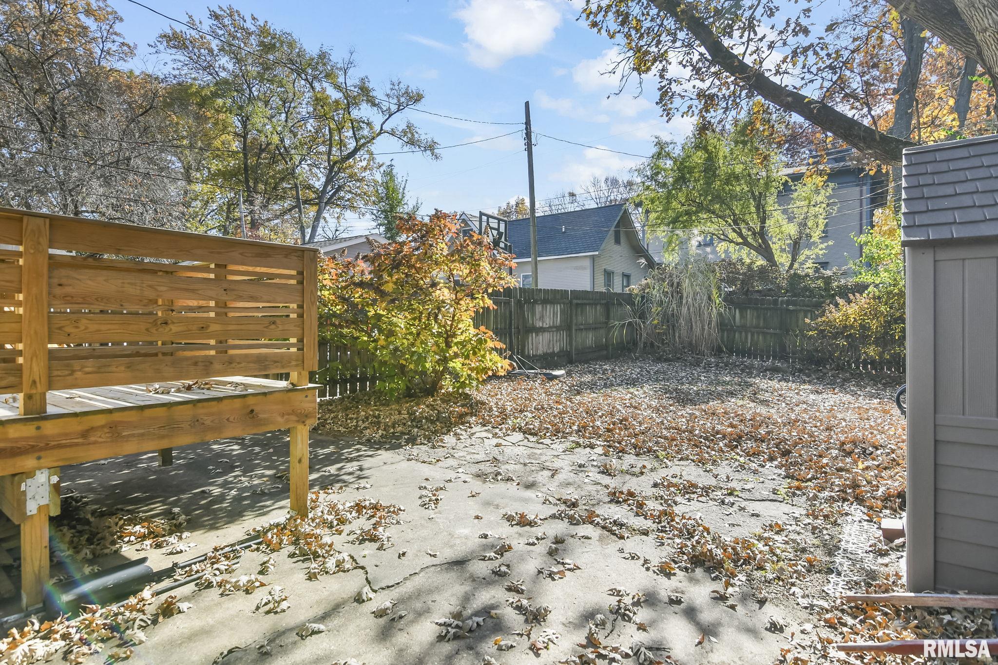 1130 FAYETTE Avenue