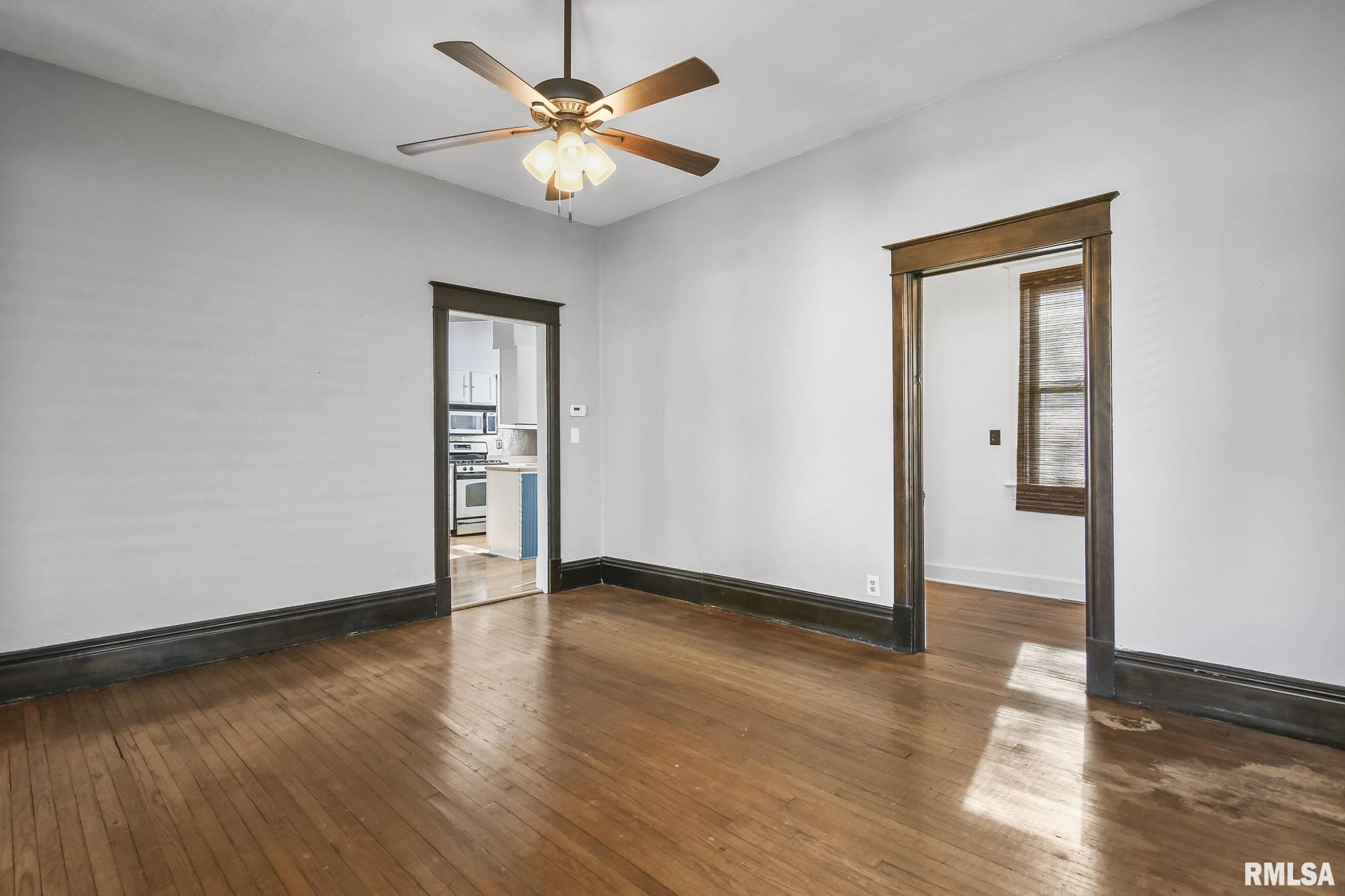 1130 FAYETTE Avenue