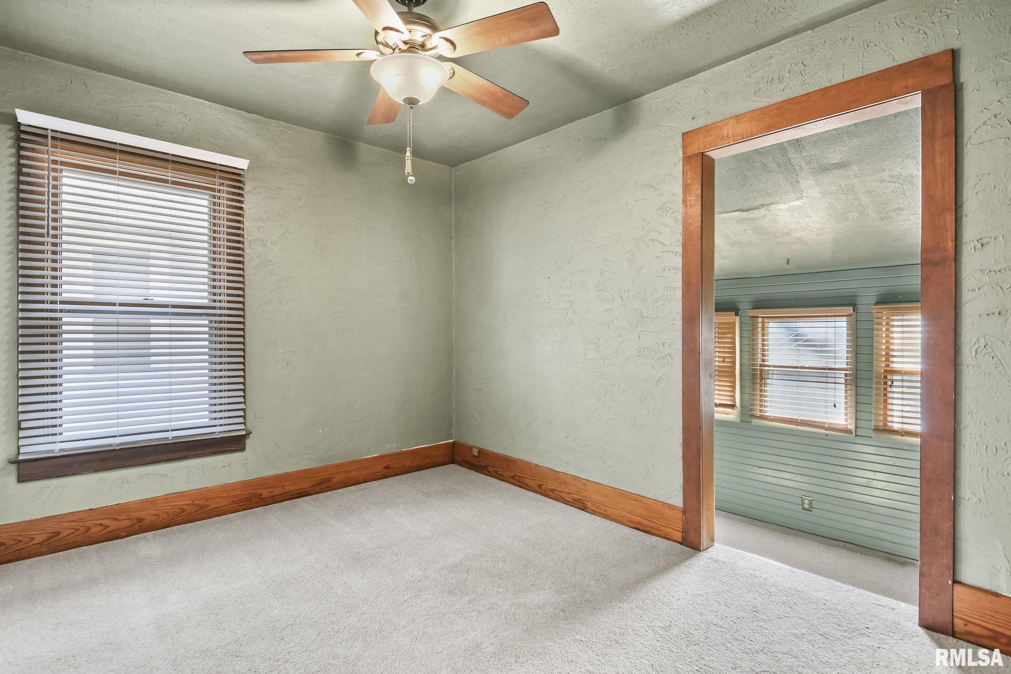 1130 FAYETTE Avenue