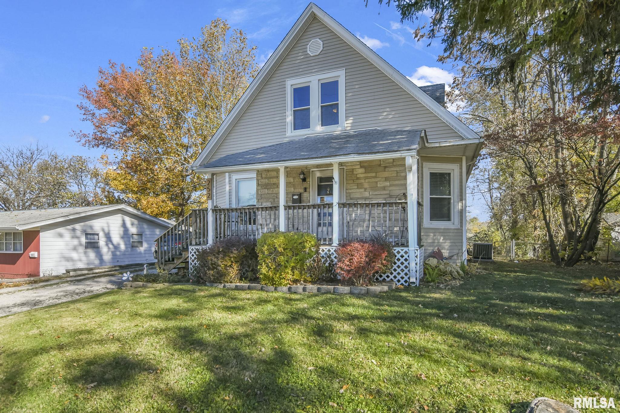 252 N Amos Avenue