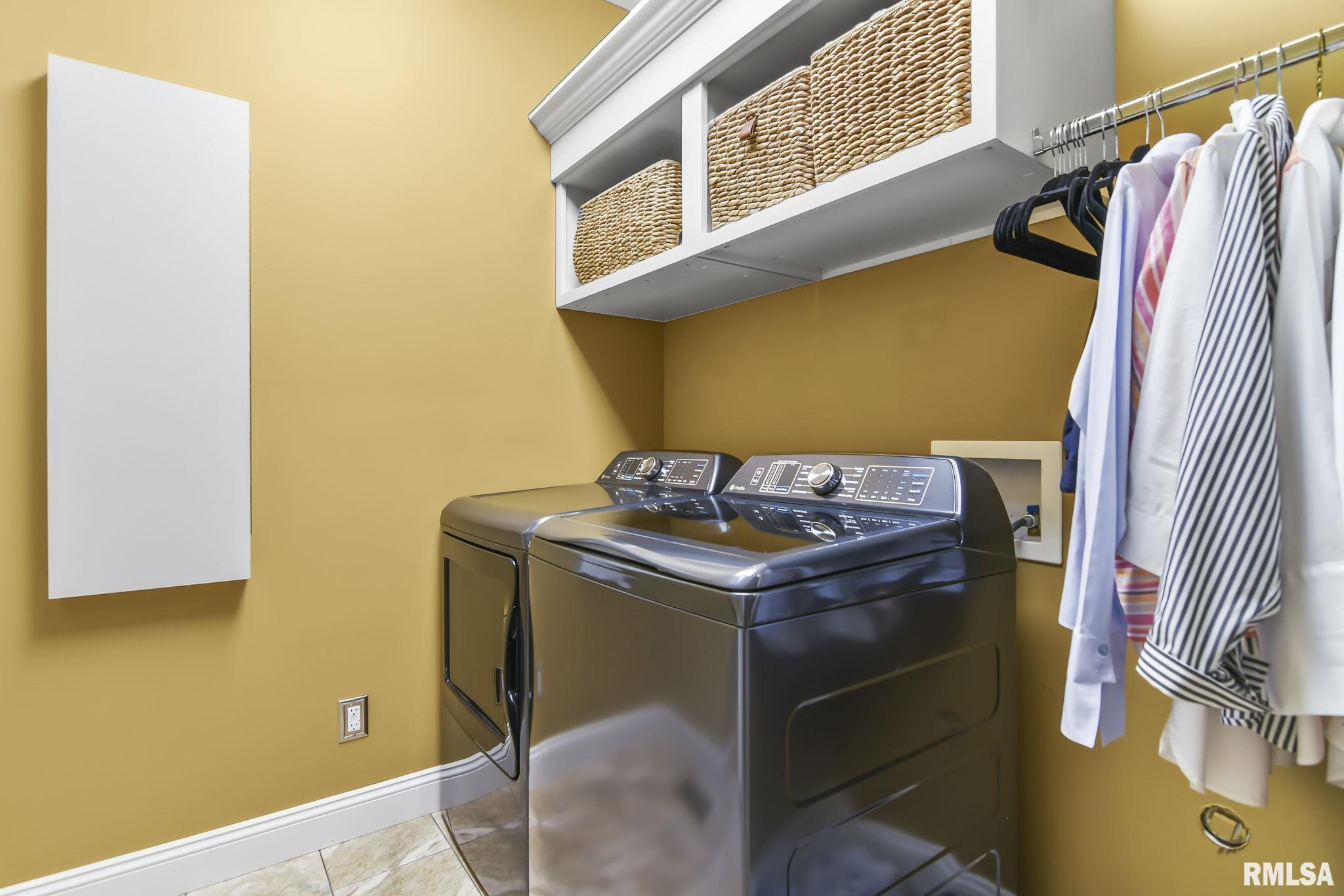 2302 Silver Stone Court