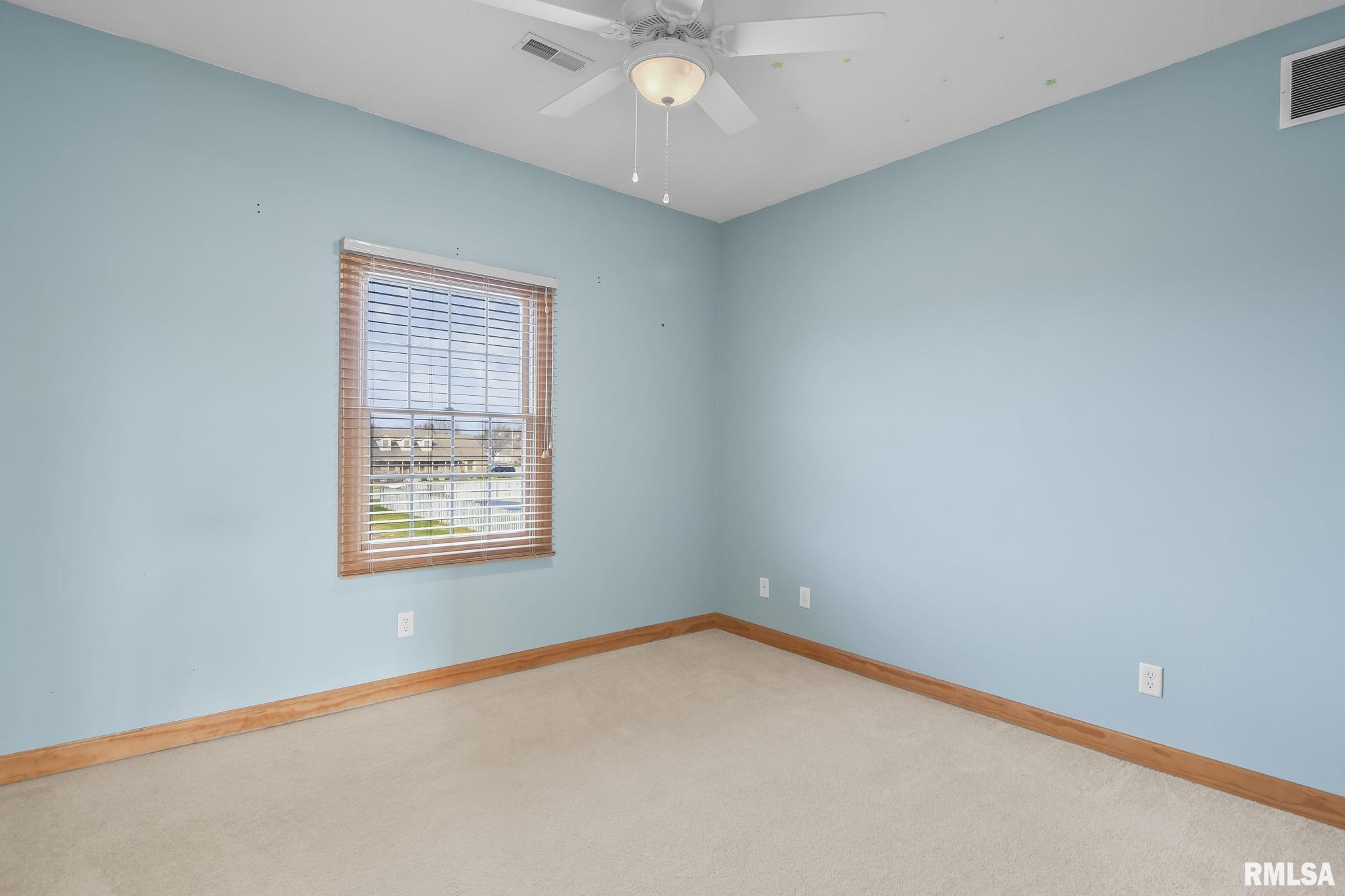 2221 Harbor Landing