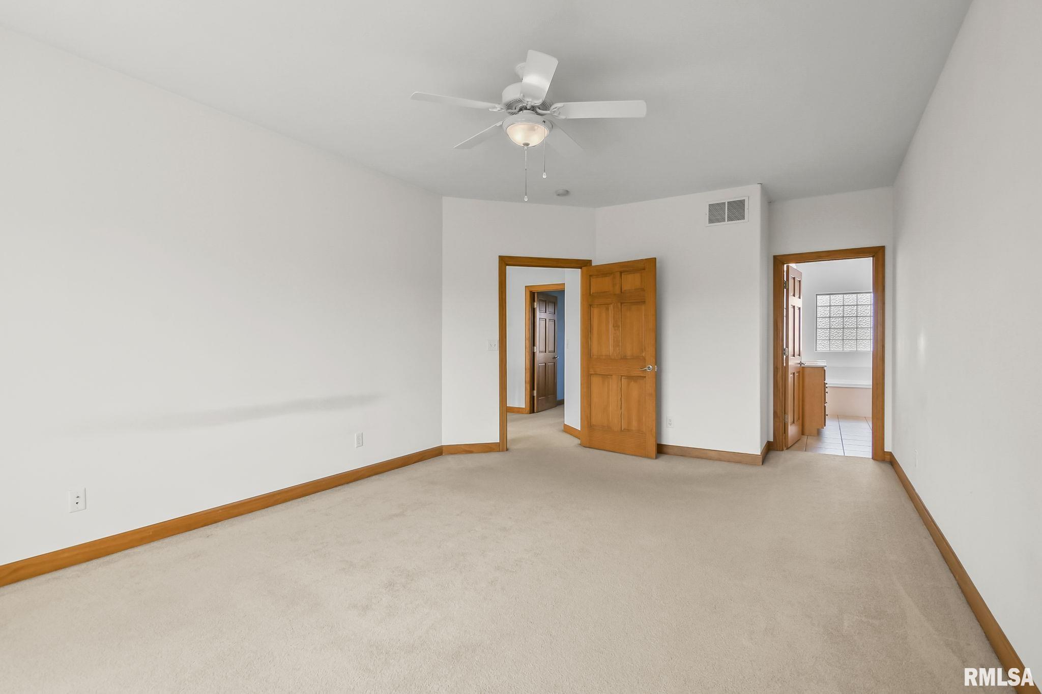 2221 Harbor Landing
