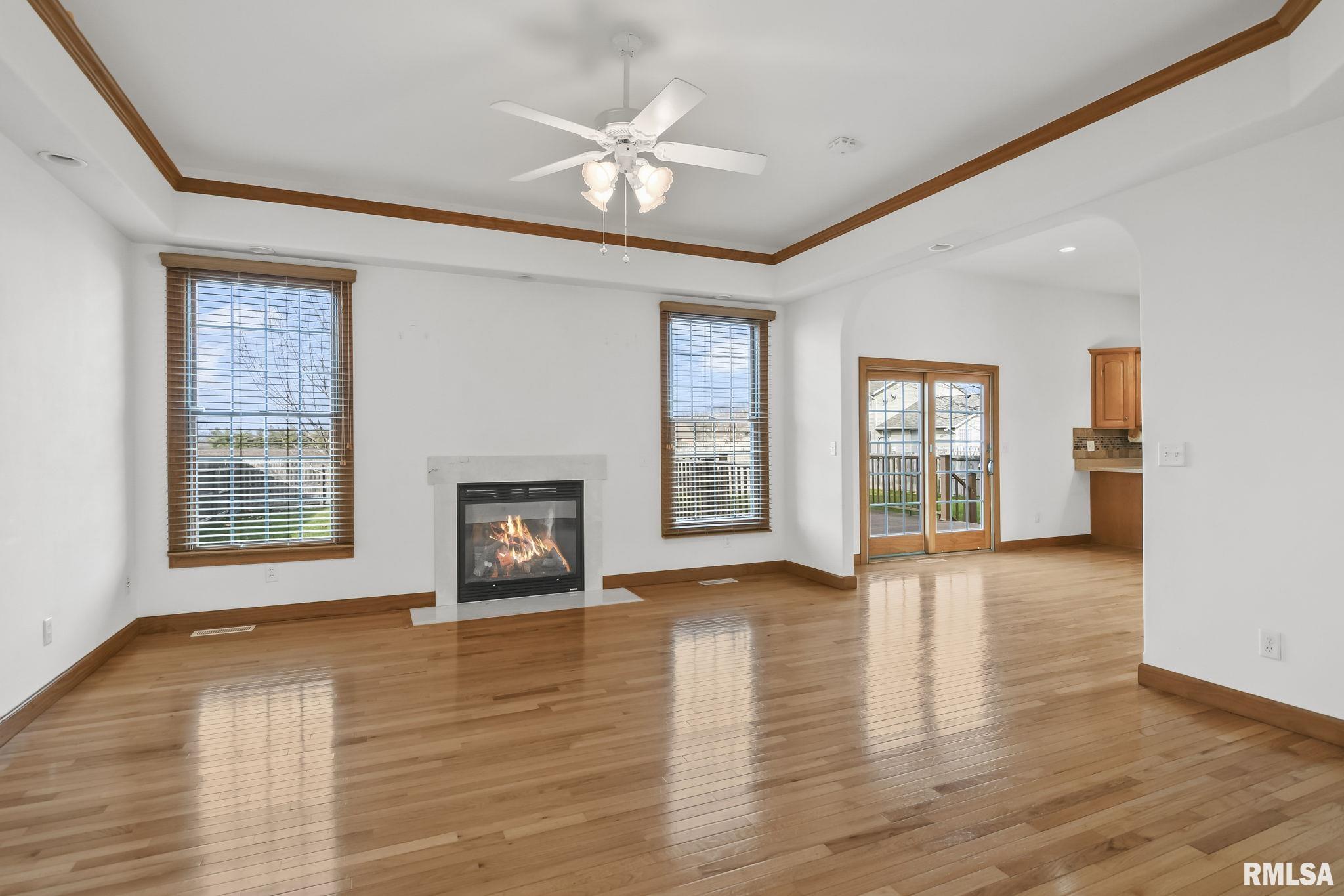 2221 Harbor Landing