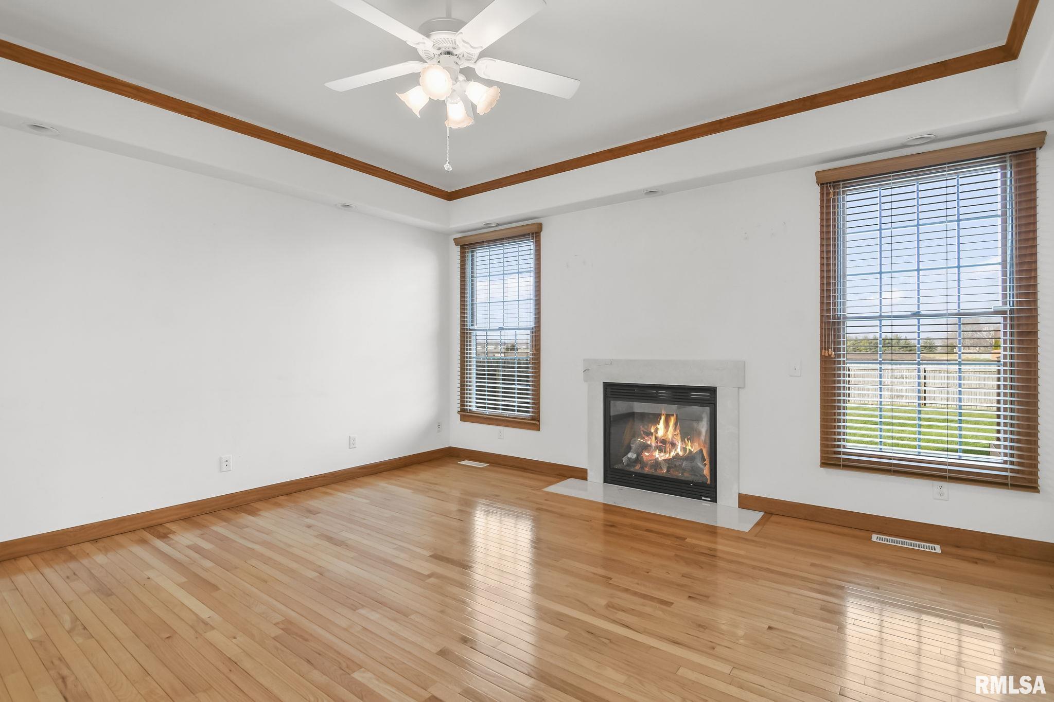 2221 Harbor Landing