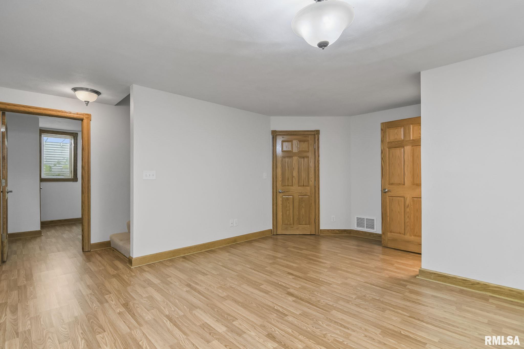 2221 Harbor Landing