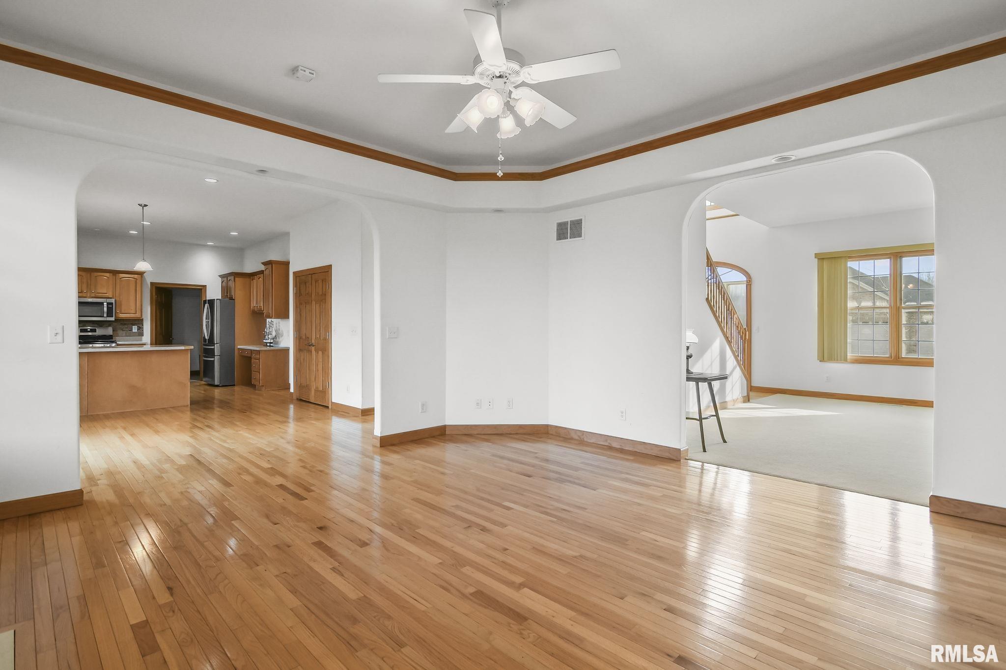 2221 Harbor Landing