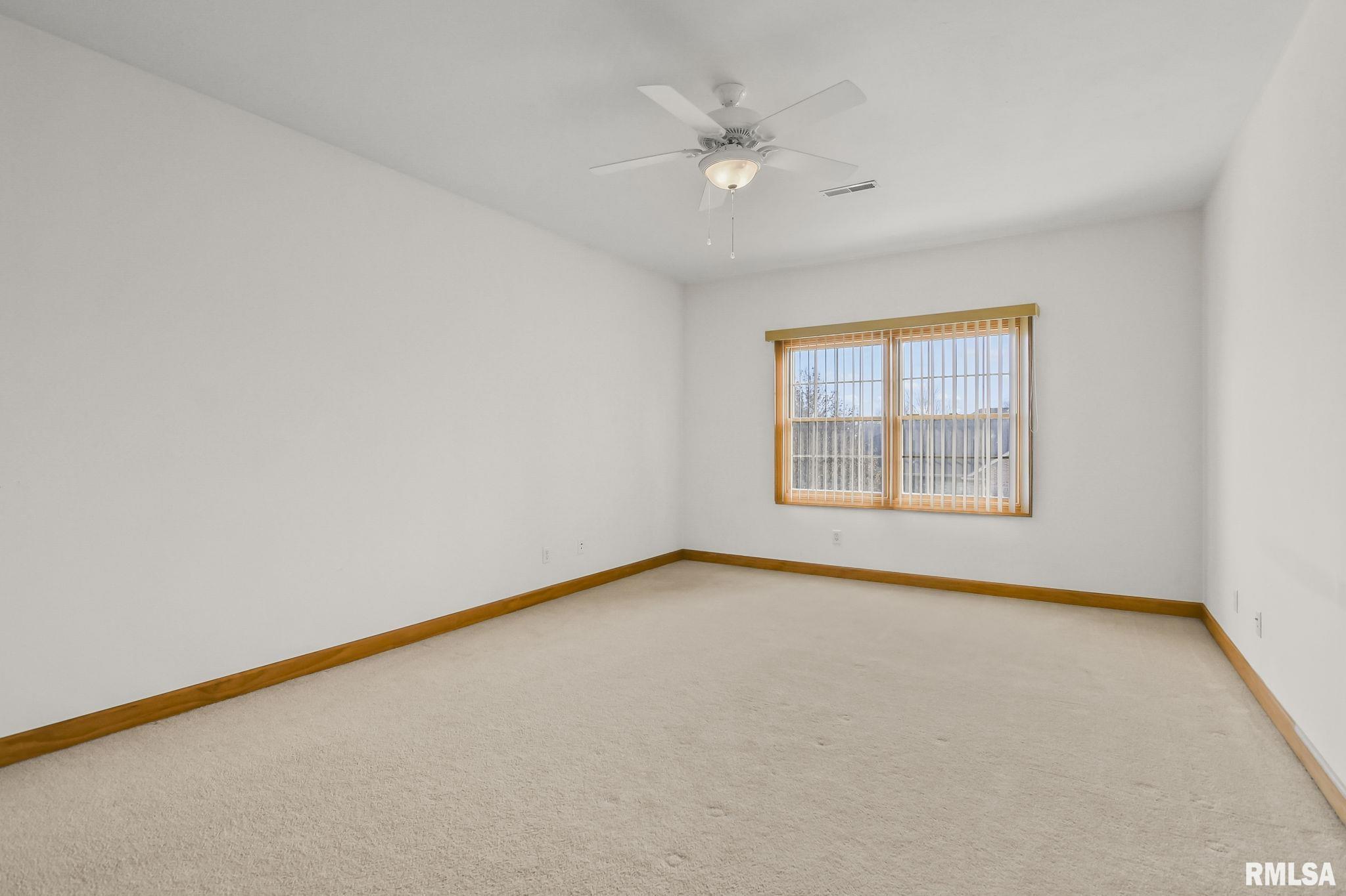 2221 Harbor Landing