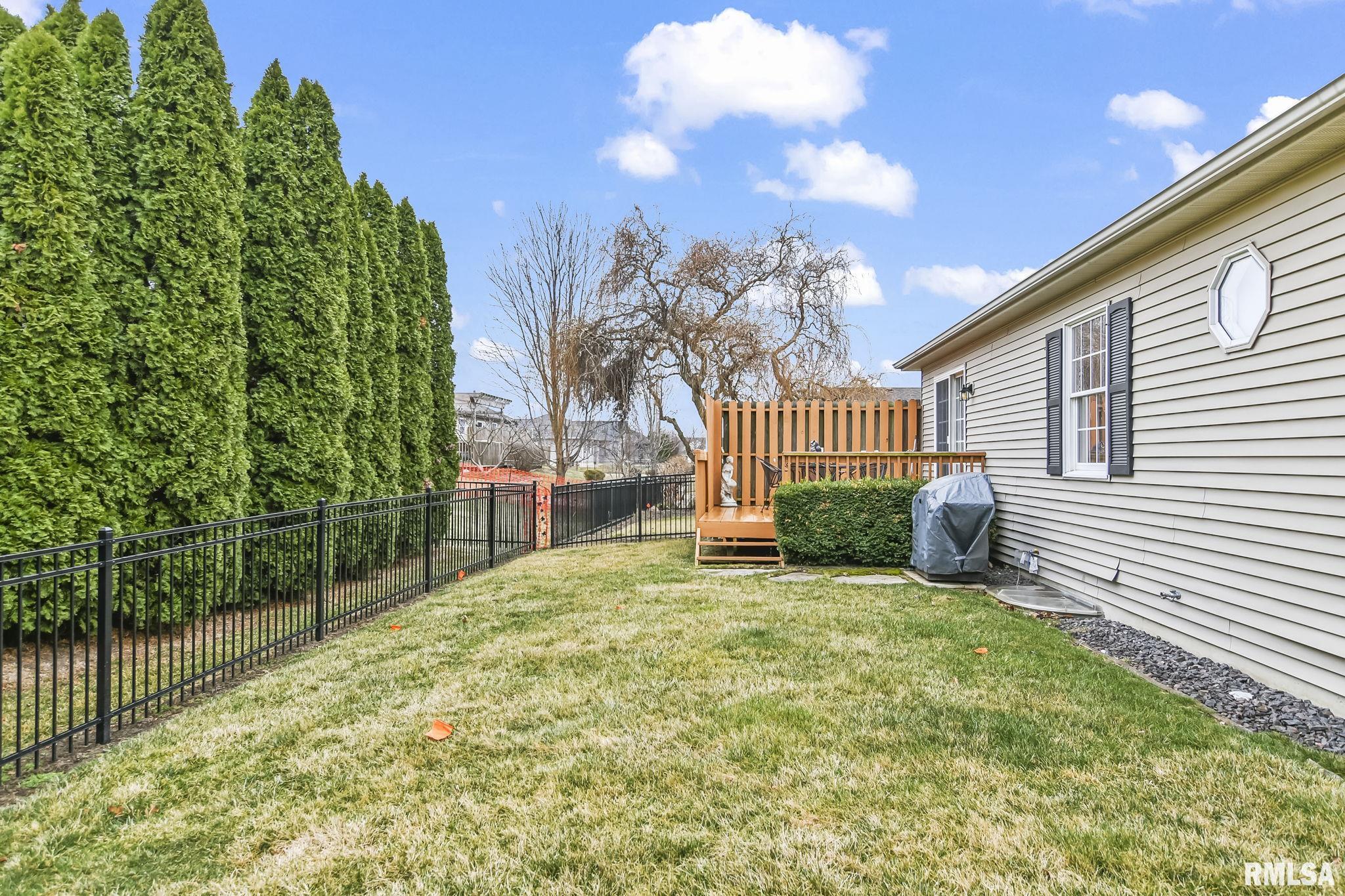 2708 Covered Wagon Trail