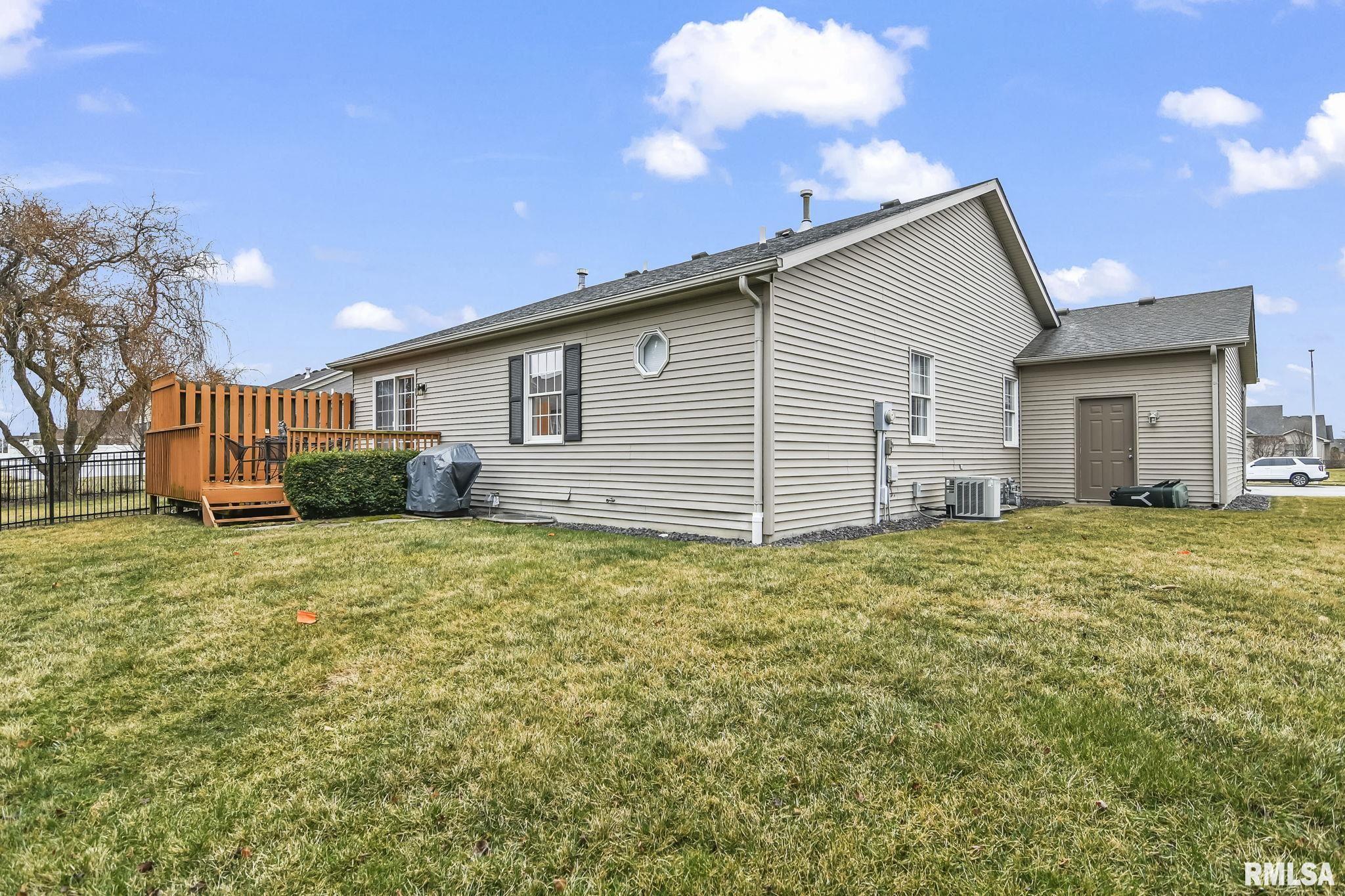 2708 Covered Wagon Trail