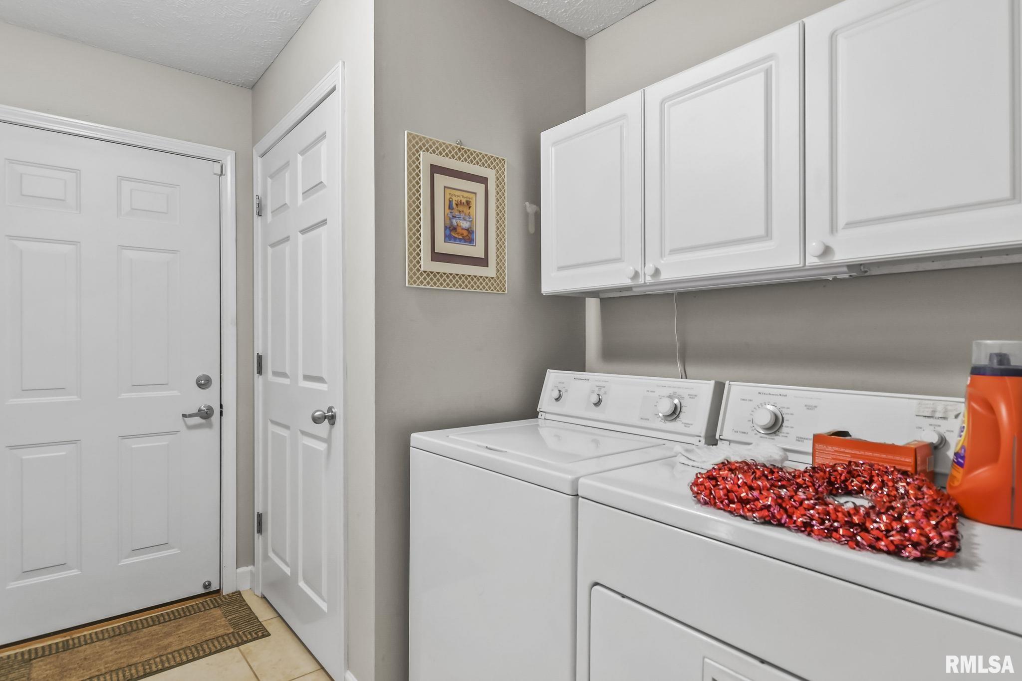2708 Covered Wagon Trail