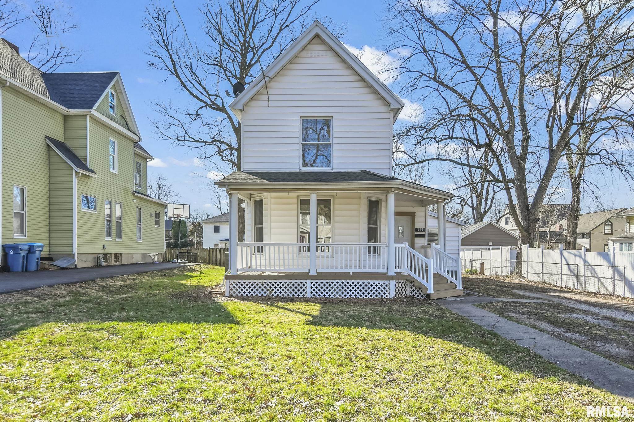311 S DOUGLAS Avenue