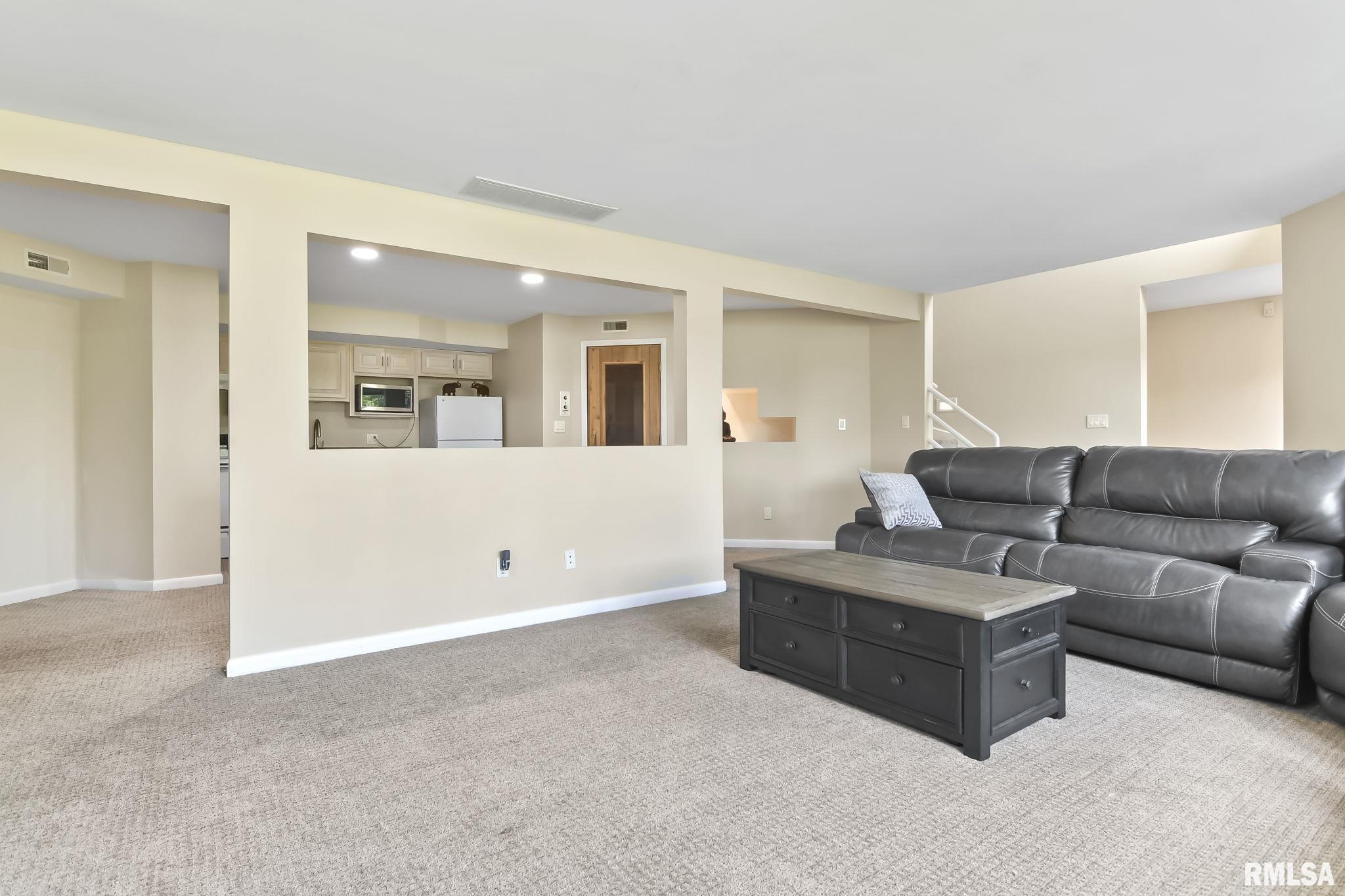 5200 EAGLE RIDGE