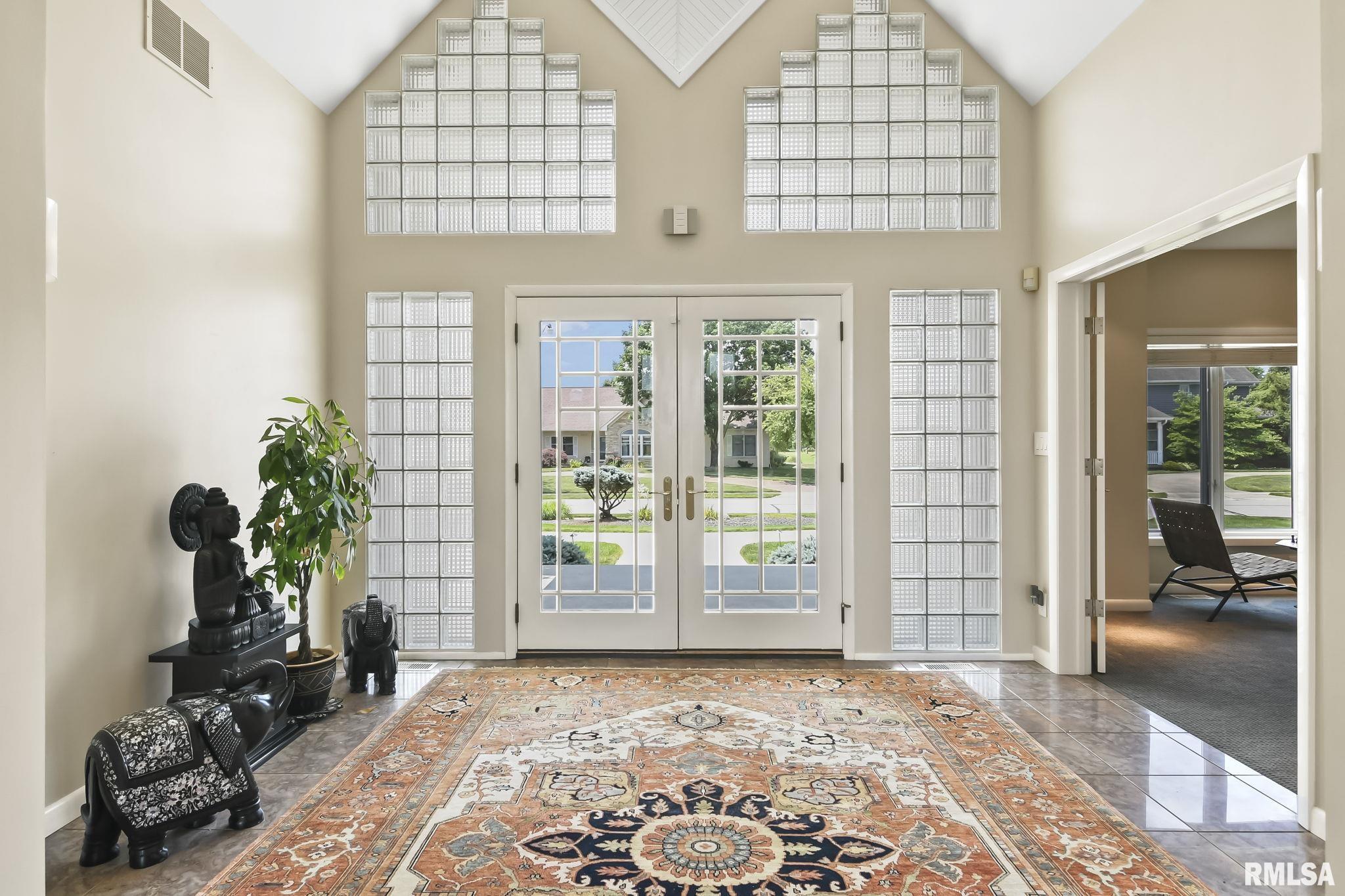 5200 EAGLE RIDGE