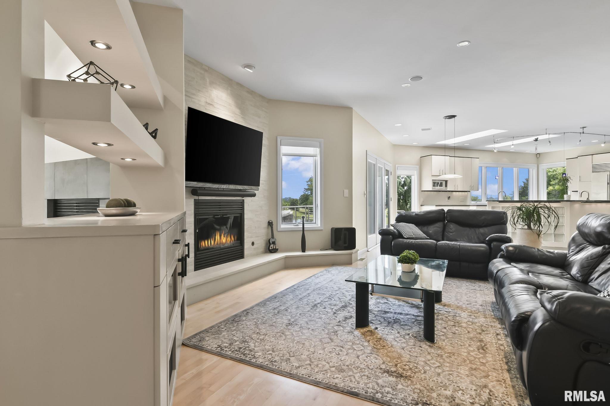 5200 EAGLE RIDGE