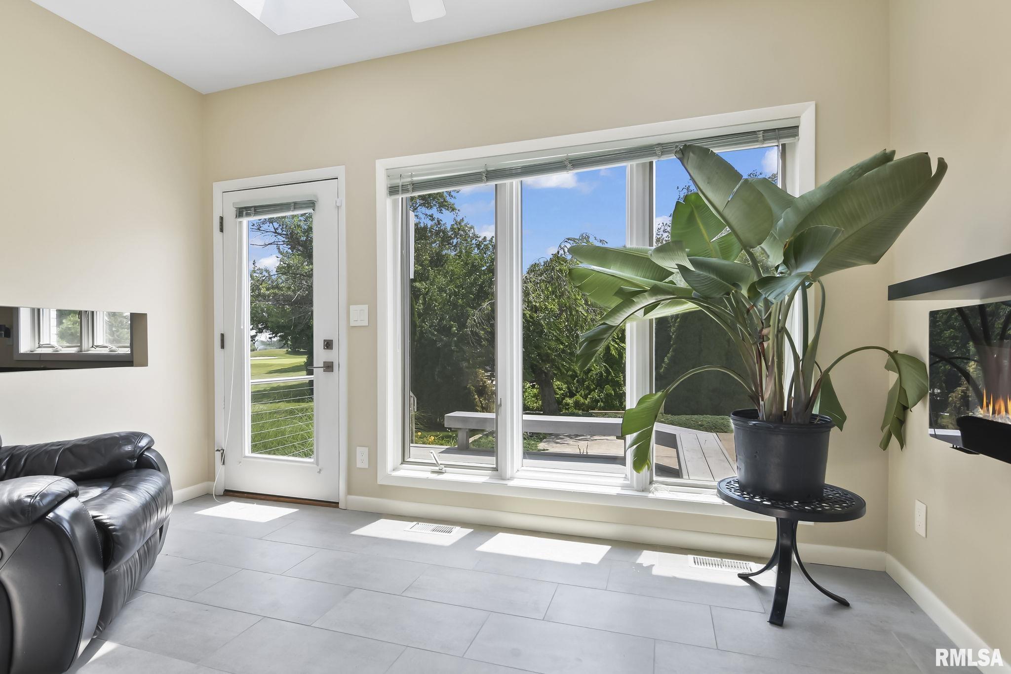 5200 EAGLE RIDGE